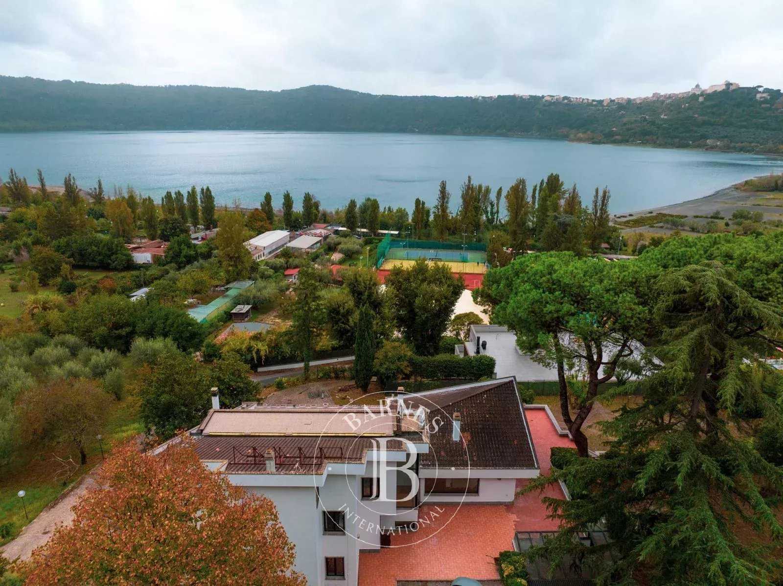 Villa Castel Gandolfo  -  ref 86423266 (picture 1)