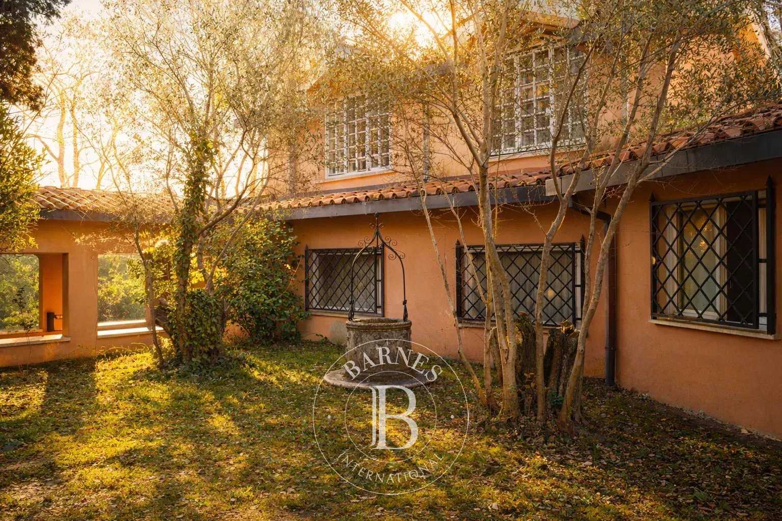 Villa Roma  -  ref 86796429 (picture 3)