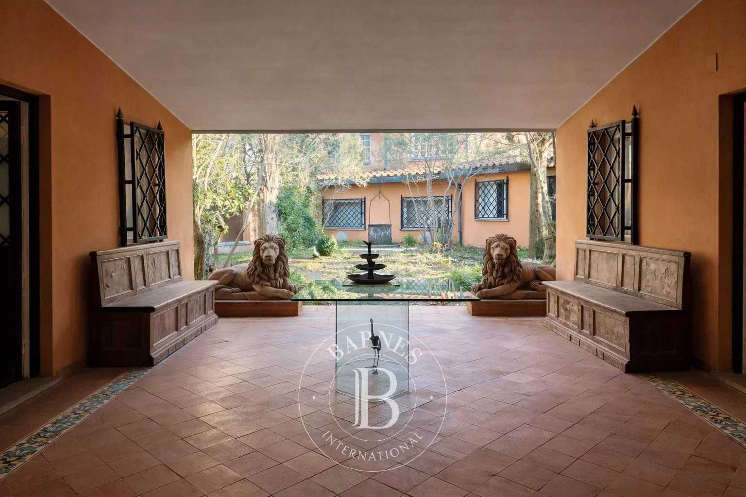 Villa Roma  -  ref 86796429 (picture 2)