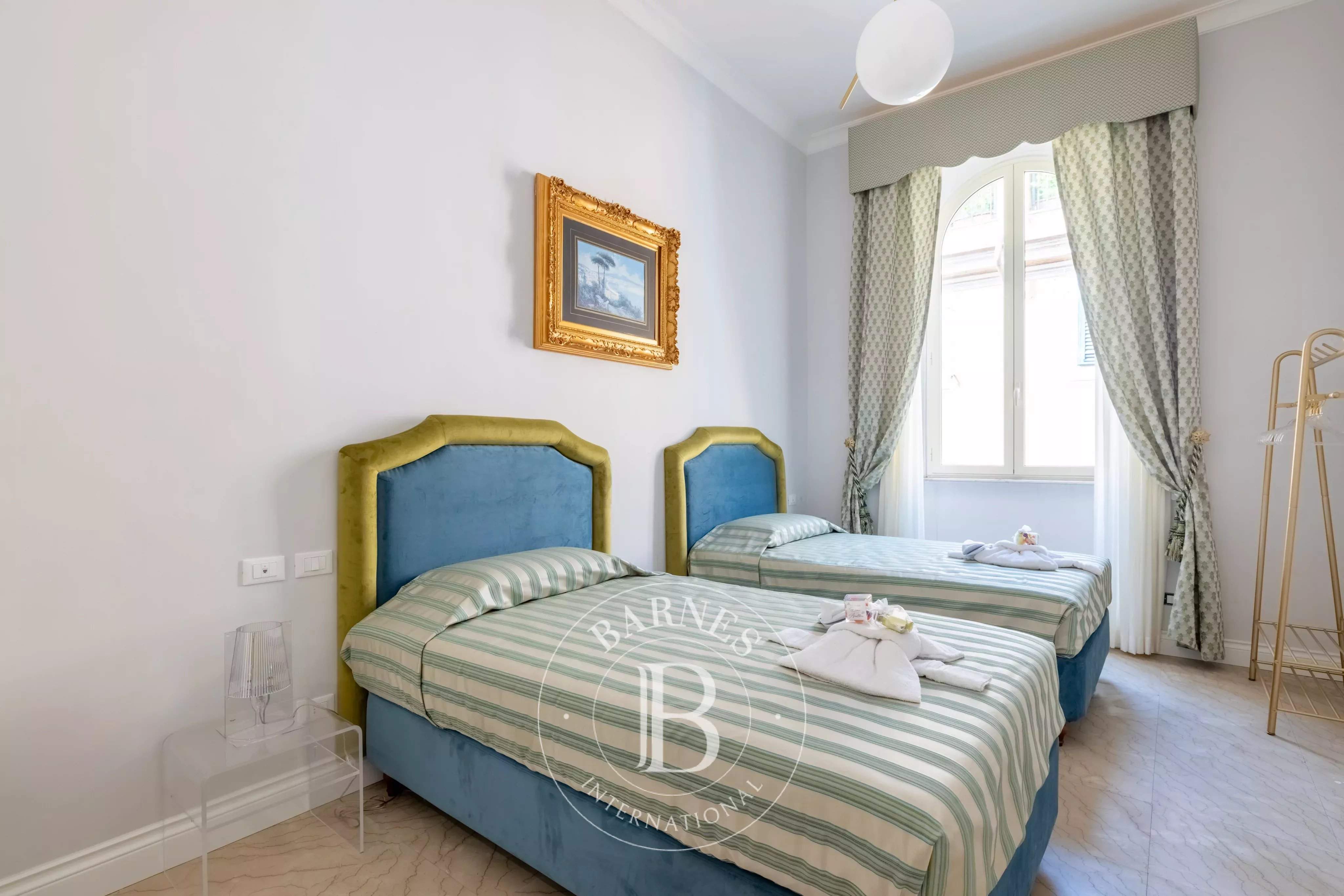 Roma  - Ático 9 Cuartos 3 Habitaciones - picture 14