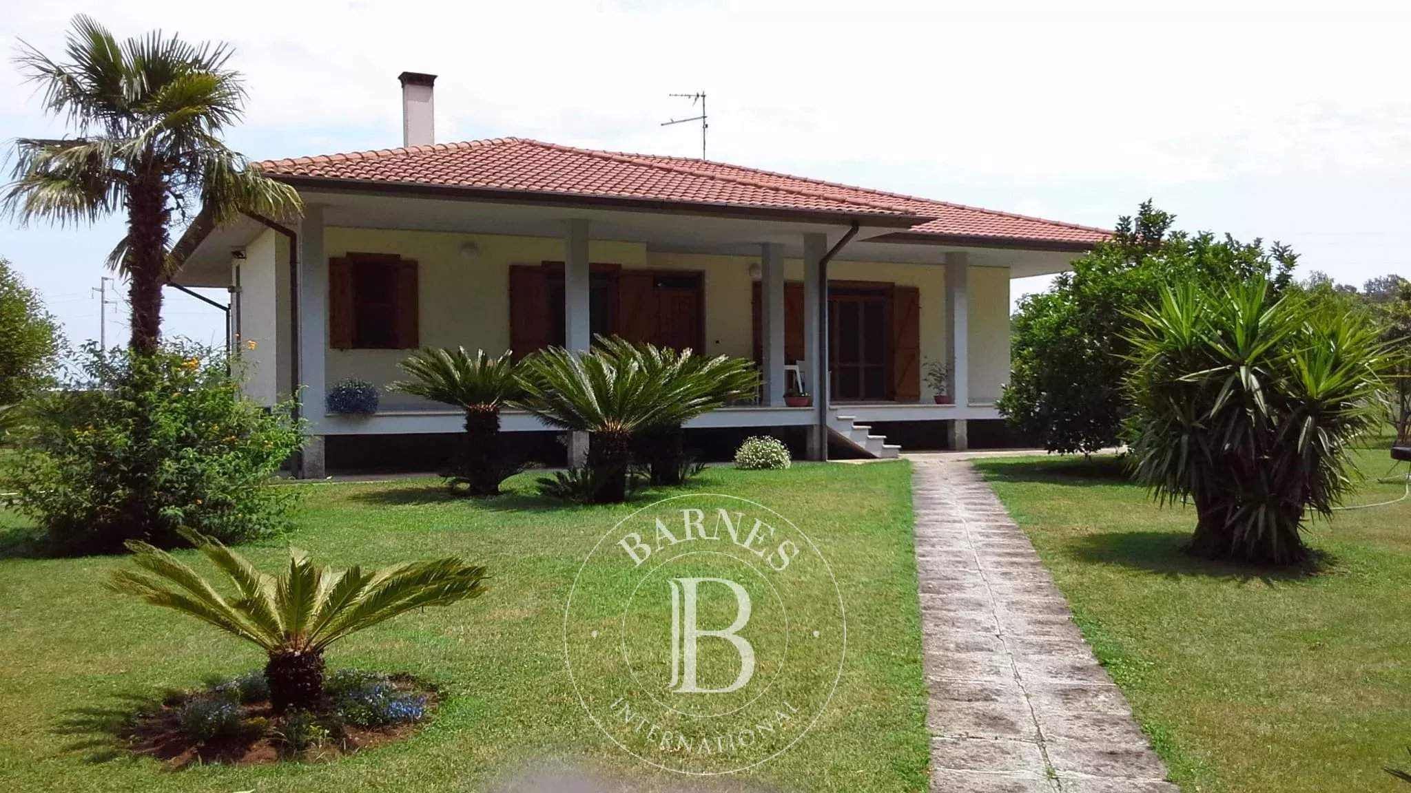 Sabaudia  - Villa 5 Pi&egrave;ces 3 Chambres - picture 2