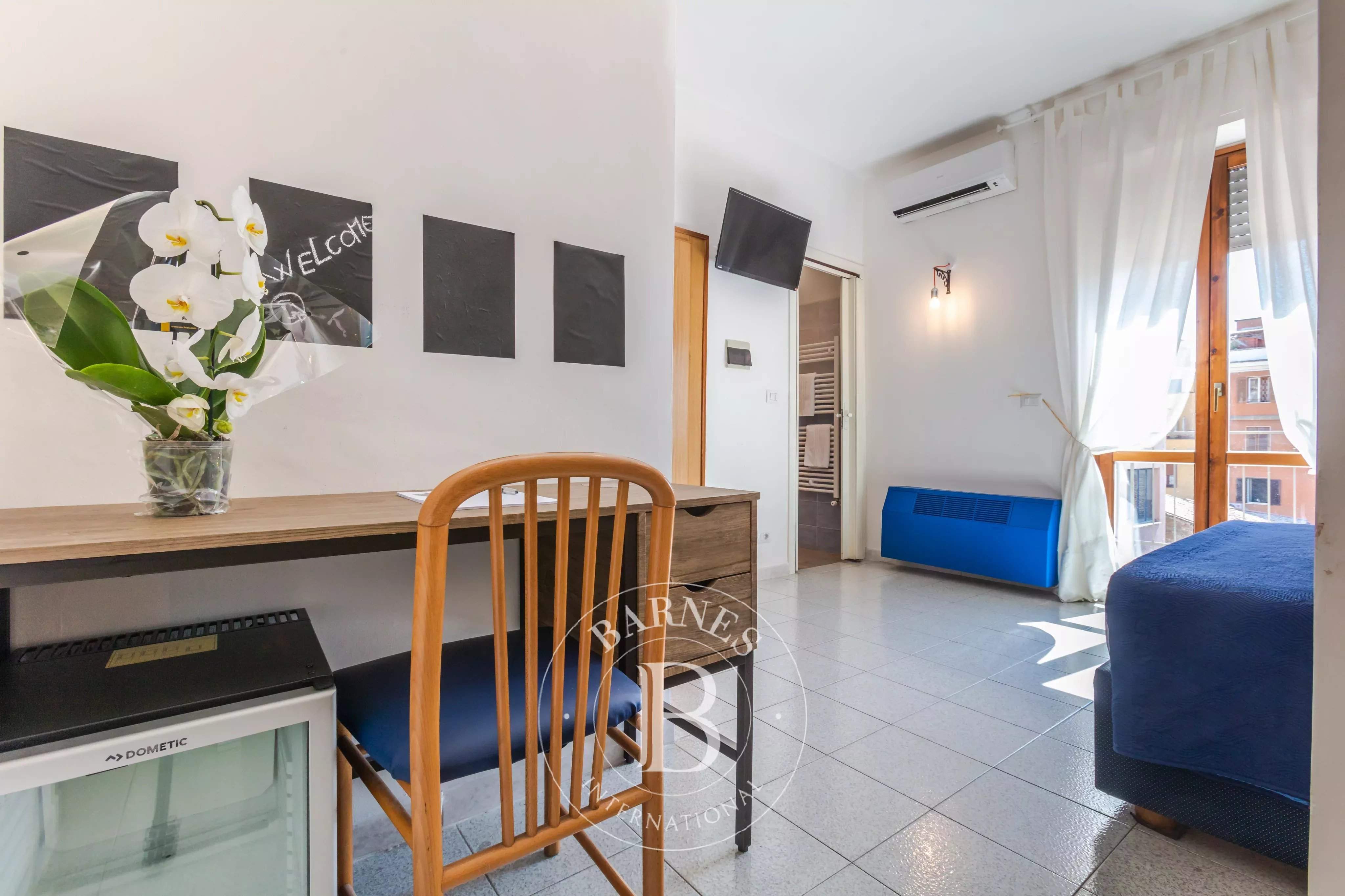 Viterbo  - Hotel 20 Cuartos 15 Habitaciones - picture 4