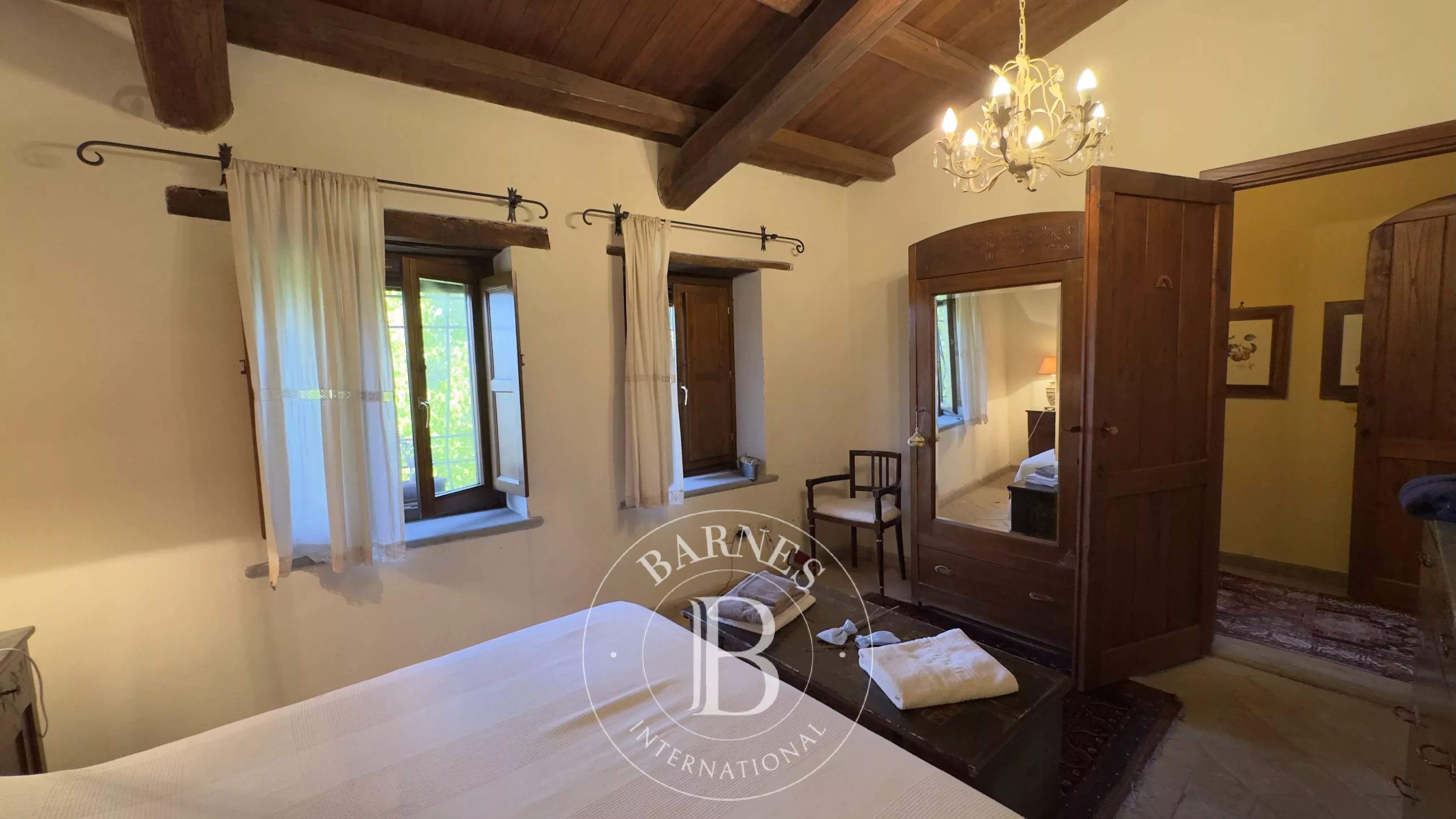 Città della Pieve  - Chaumière 11 Pi&egrave;ces 7 Chambres - picture 17