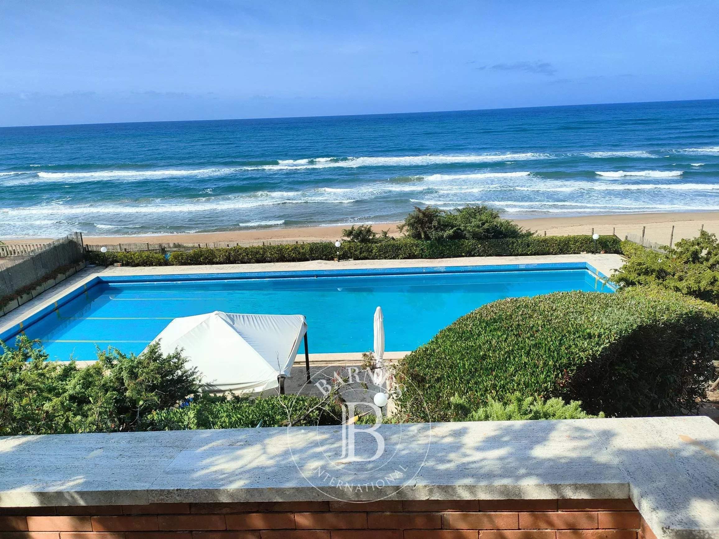 Sabaudia  - Villa 4 Bedrooms - picture 1