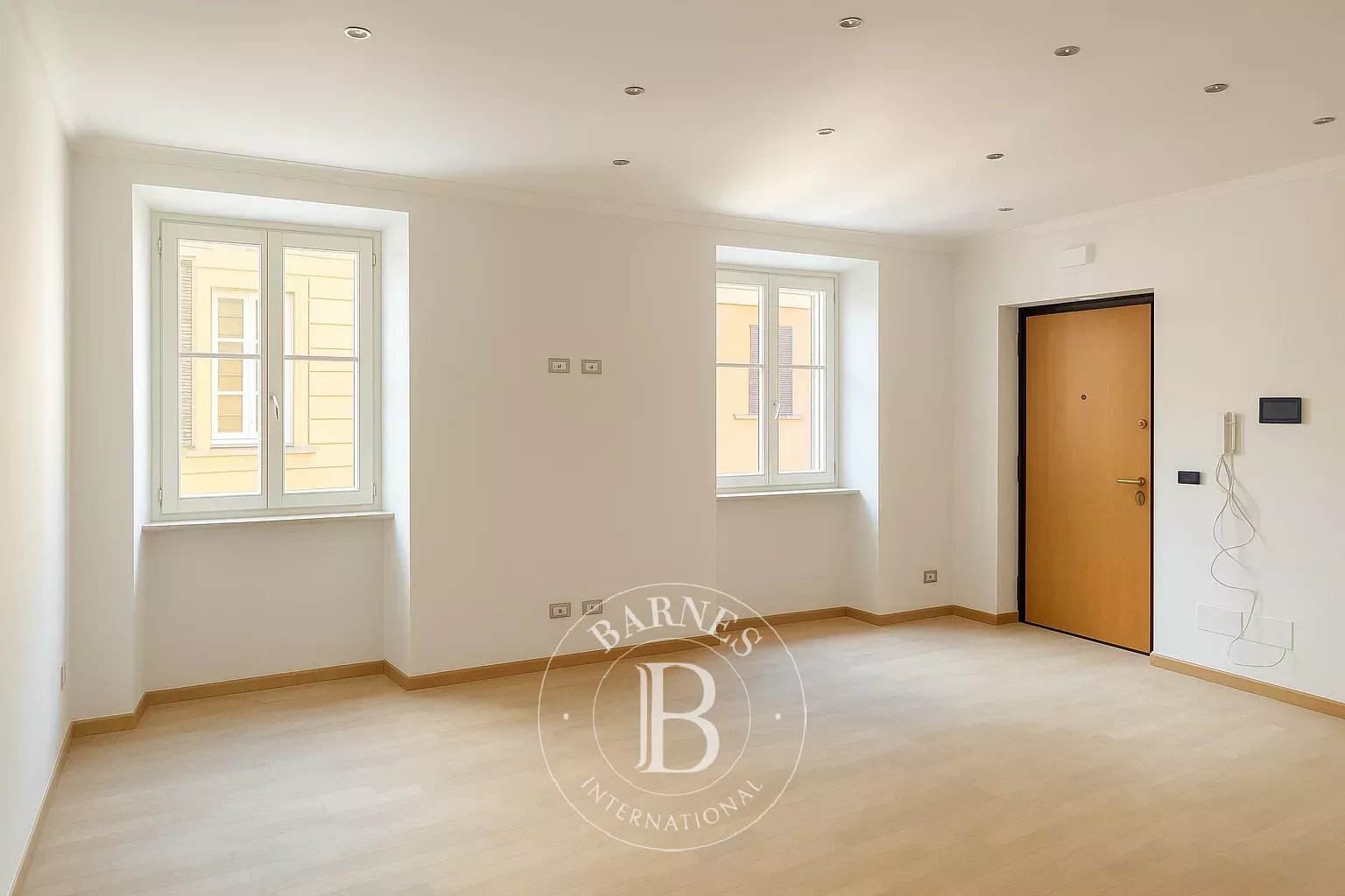 Roma  - Apartment 2 Bedrooms - picture 1