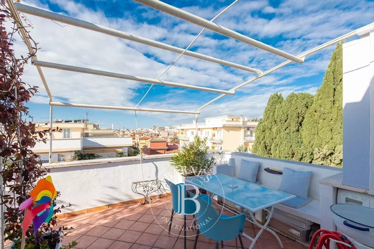 Roma  - Estudio 1 Cuarto, 1 Habitacion - picture 1