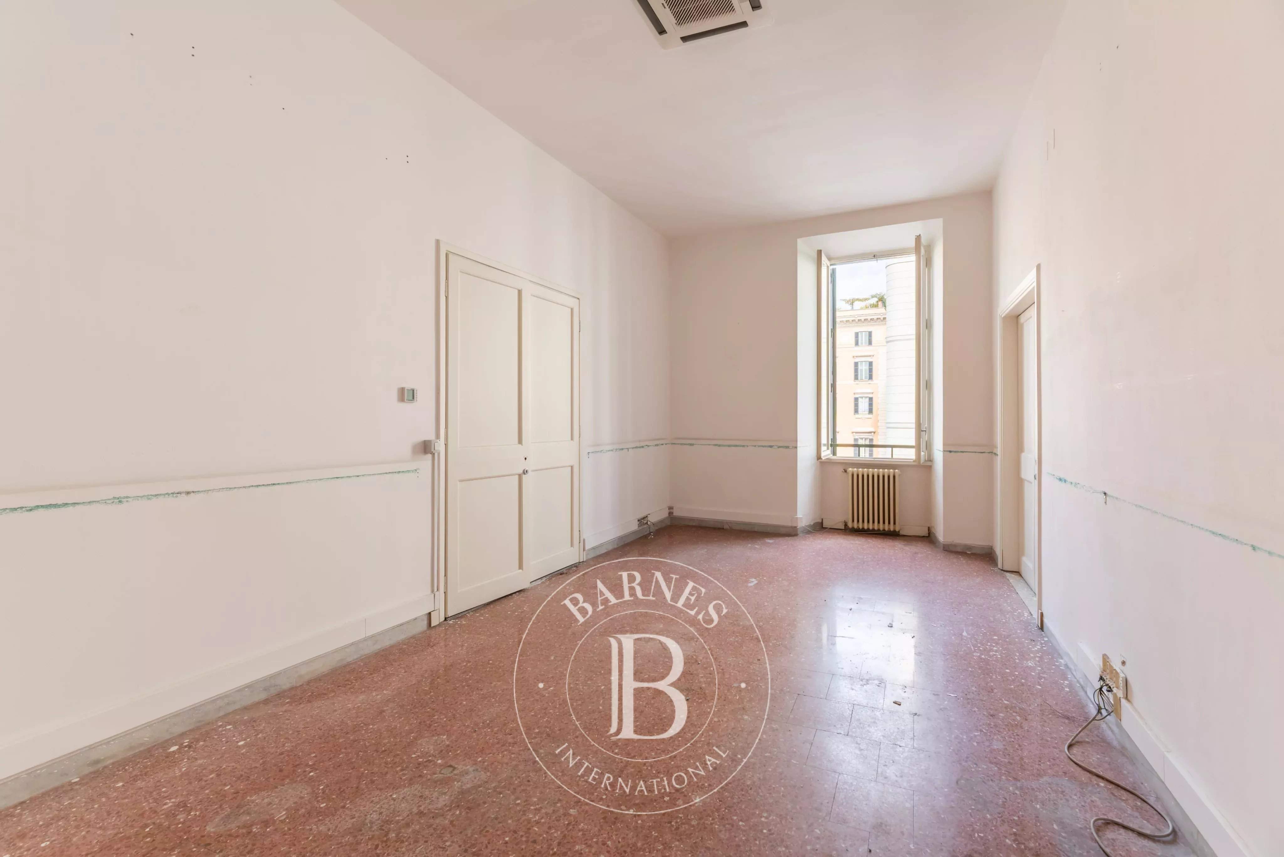 Roma  - Offices  - picture 8