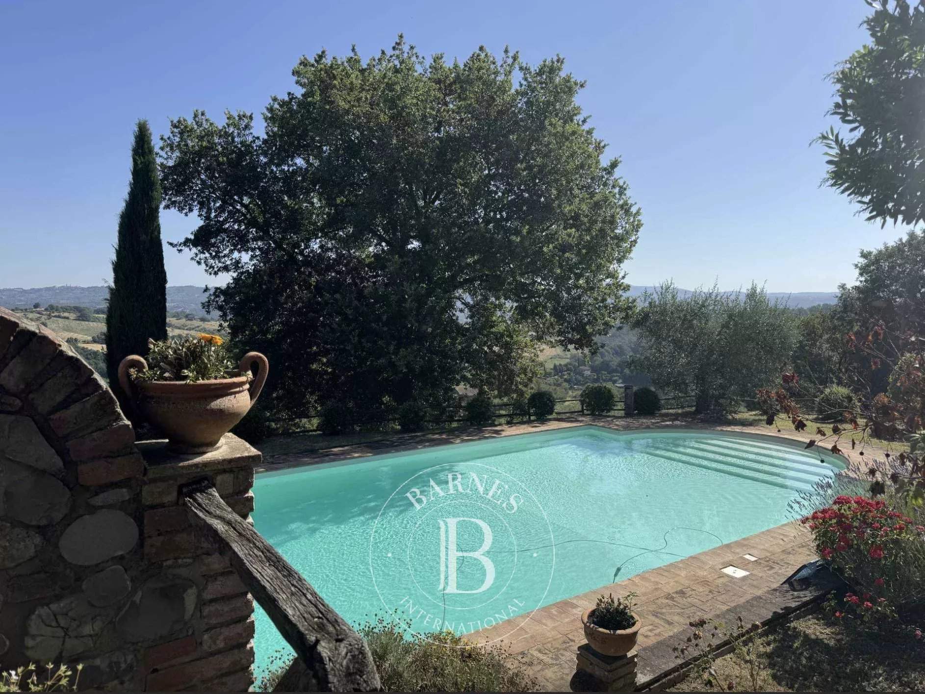 Città della Pieve  - Chaumière 11 Pi&egrave;ces 7 Chambres - picture 3