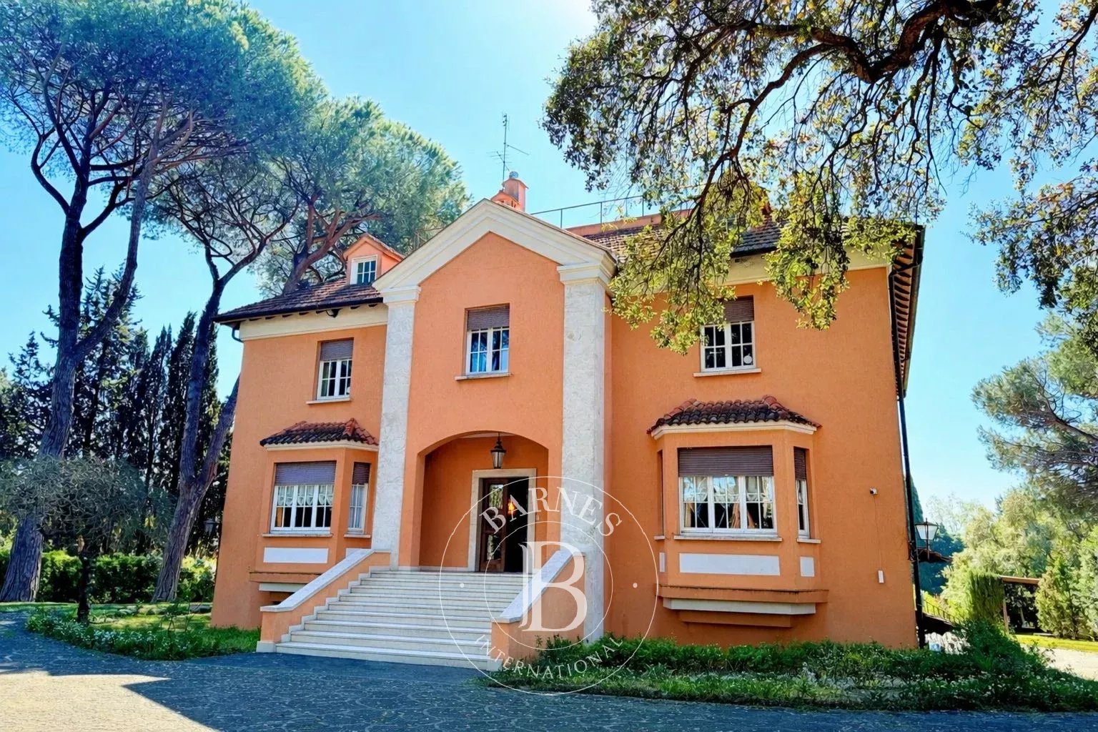 Roma  - Villa 15 Pi&egrave;ces 14 Chambres - picture 2