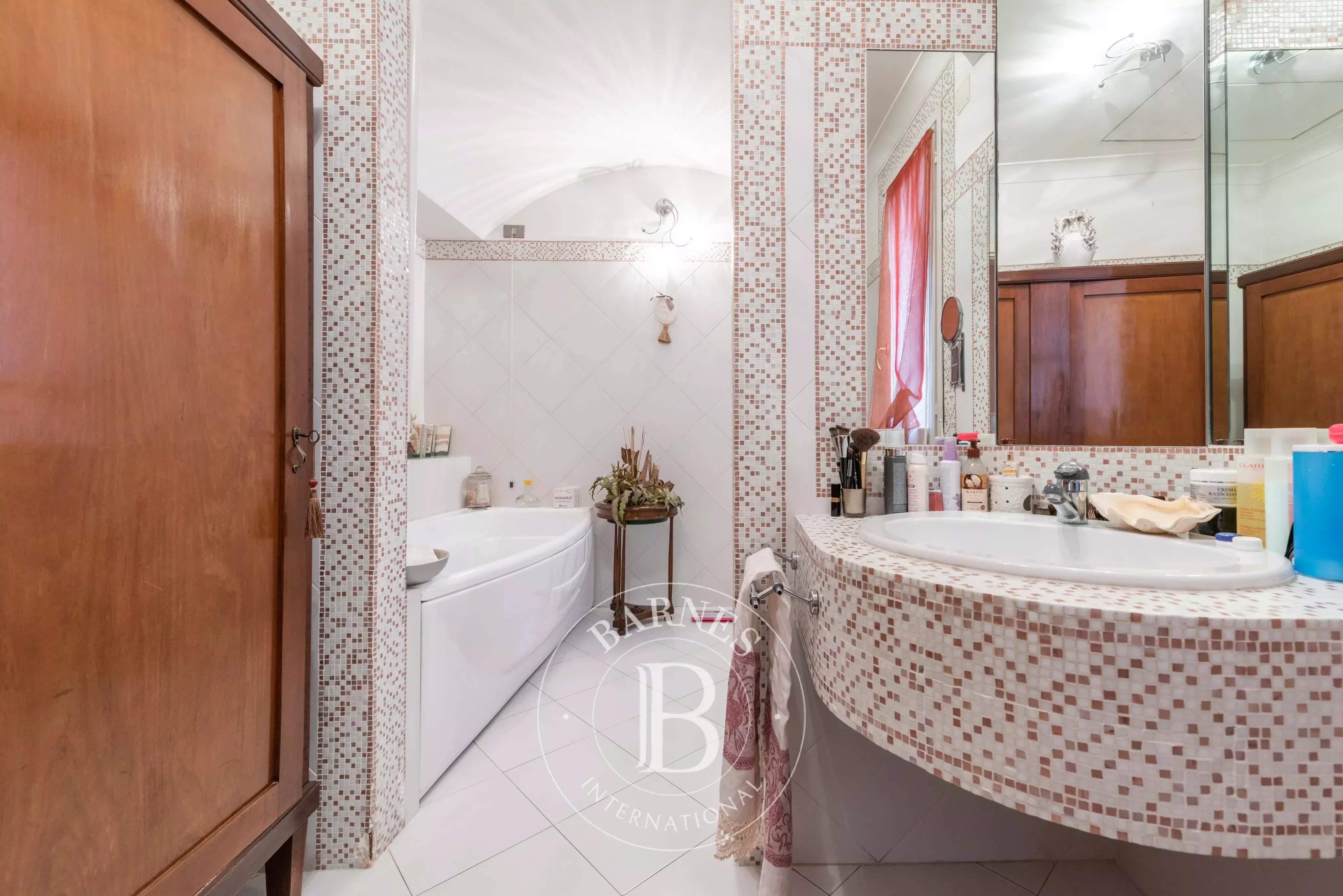 Terni  - Appartement 5 Pi&egrave;ces 3 Chambres - picture 11