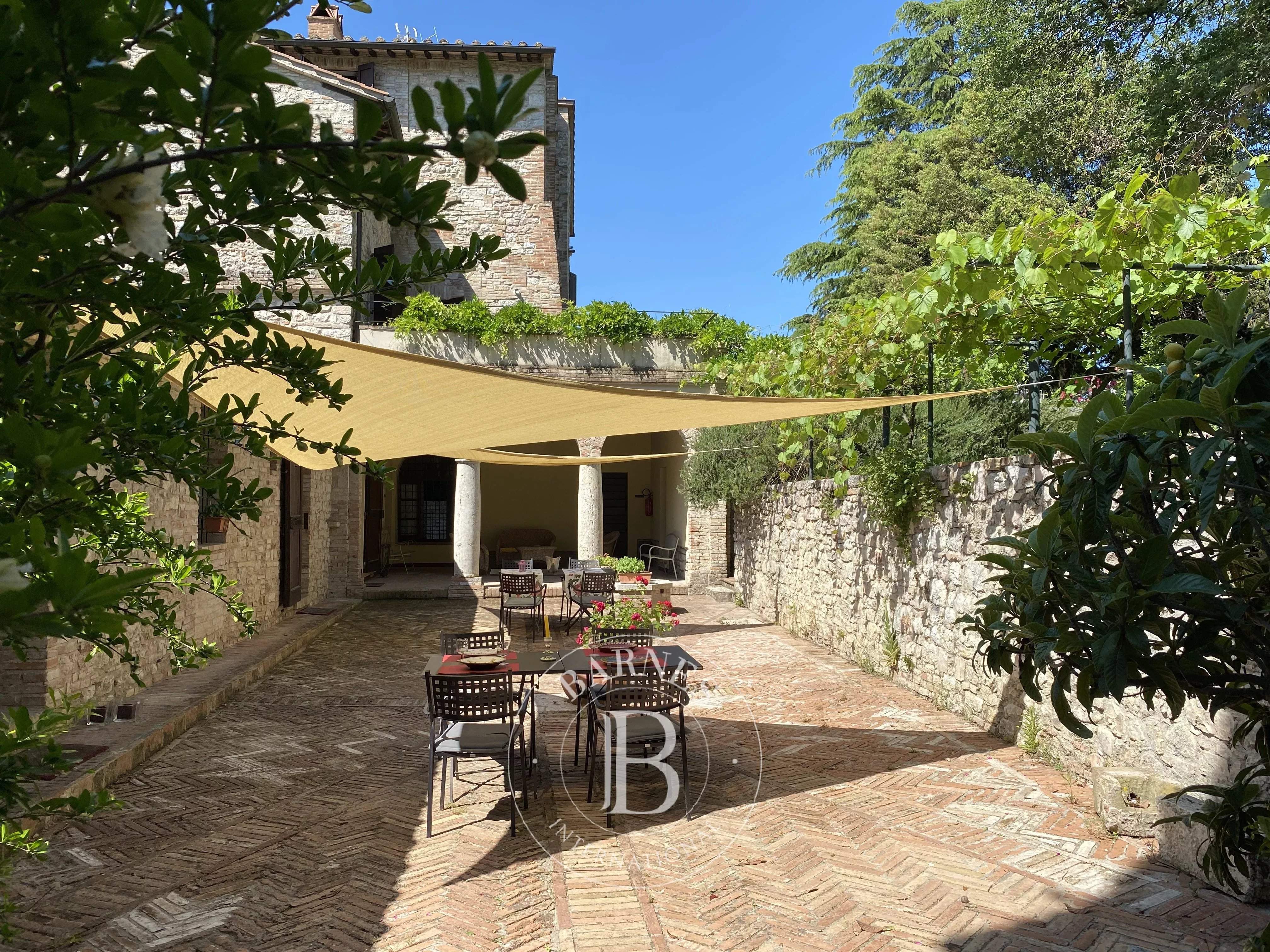 Corciano  - Manor house 20 Bedrooms - picture 13