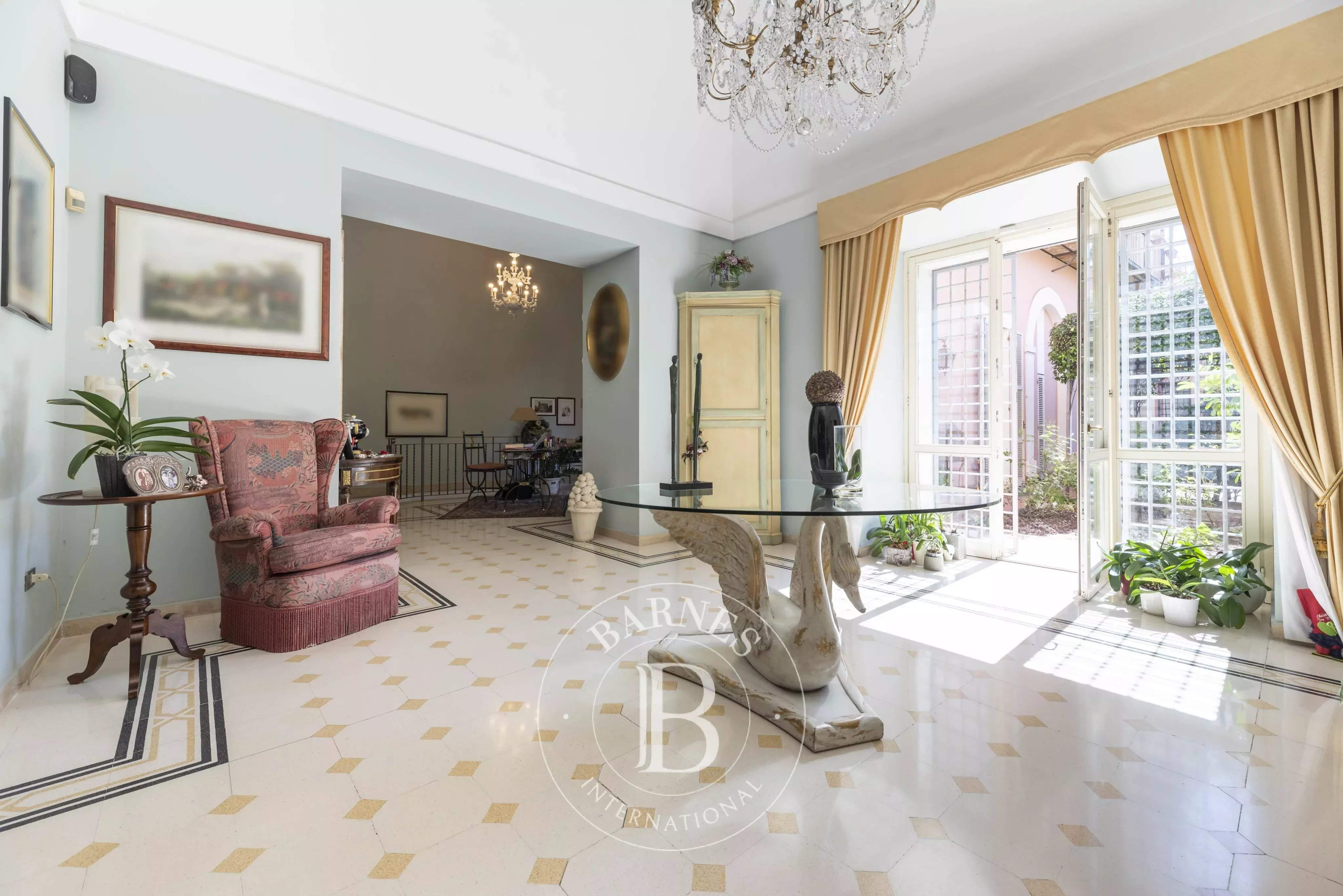 Terni  - Appartement 5 Pi&egrave;ces 3 Chambres - picture 2