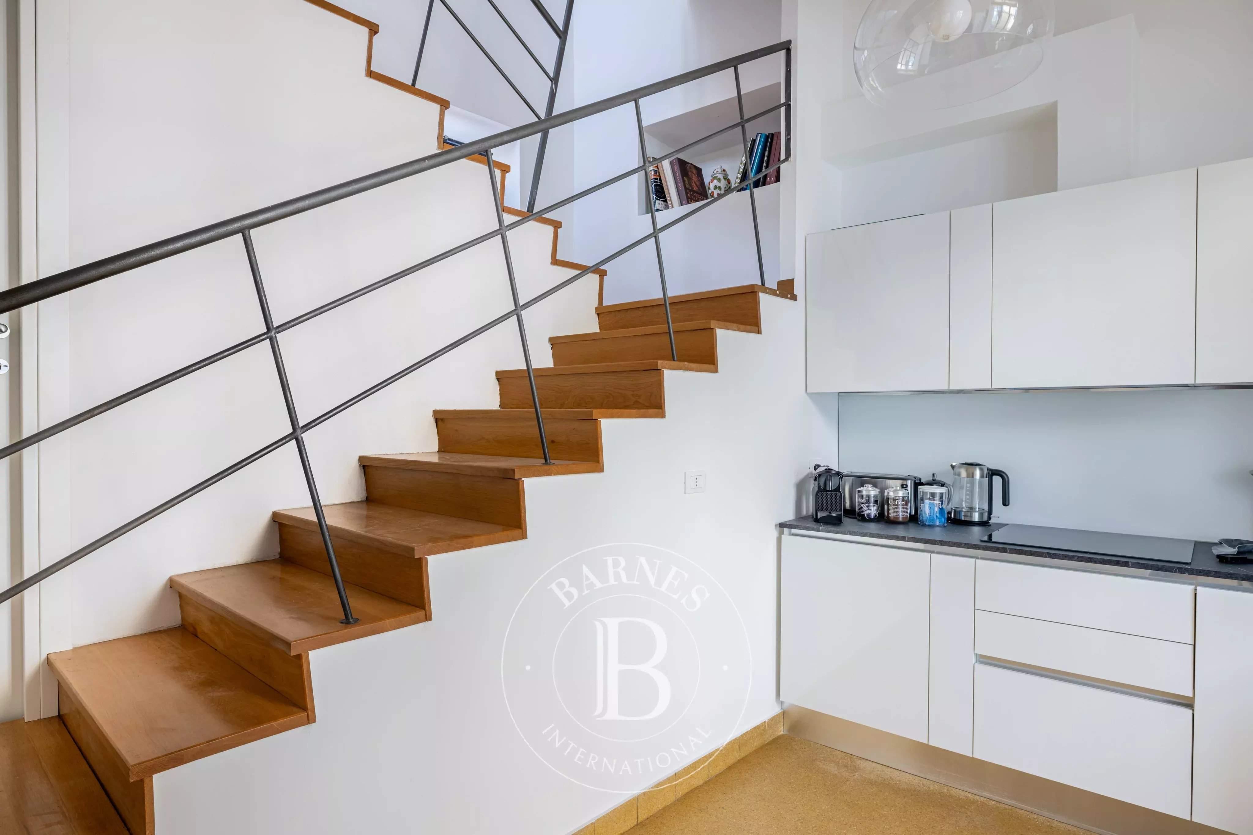 Roma  - Ático 9 Cuartos 3 Habitaciones - picture 12