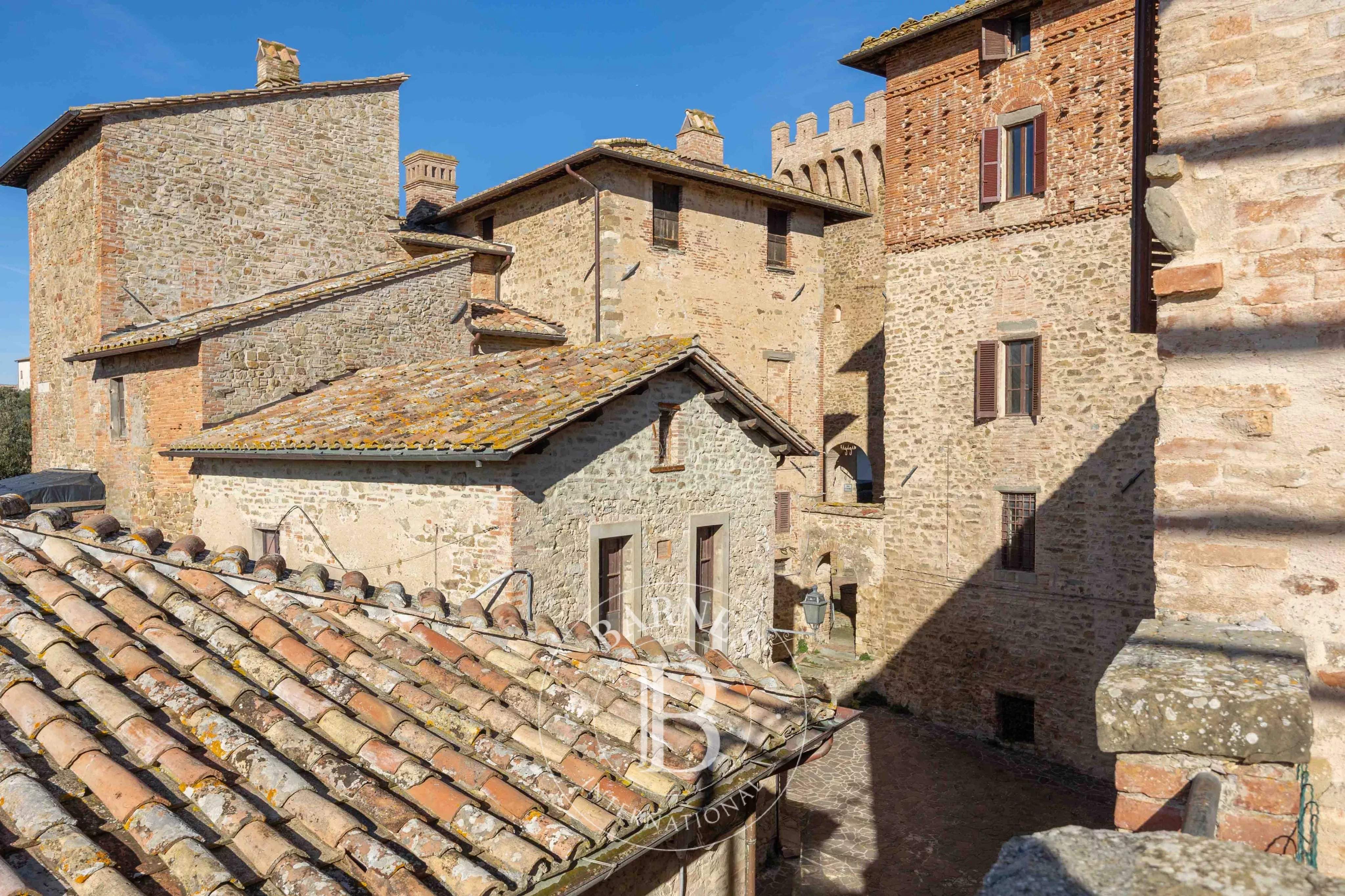 Marsciano  - Château 30 Pi&egrave;ces 9 Chambres - picture 14