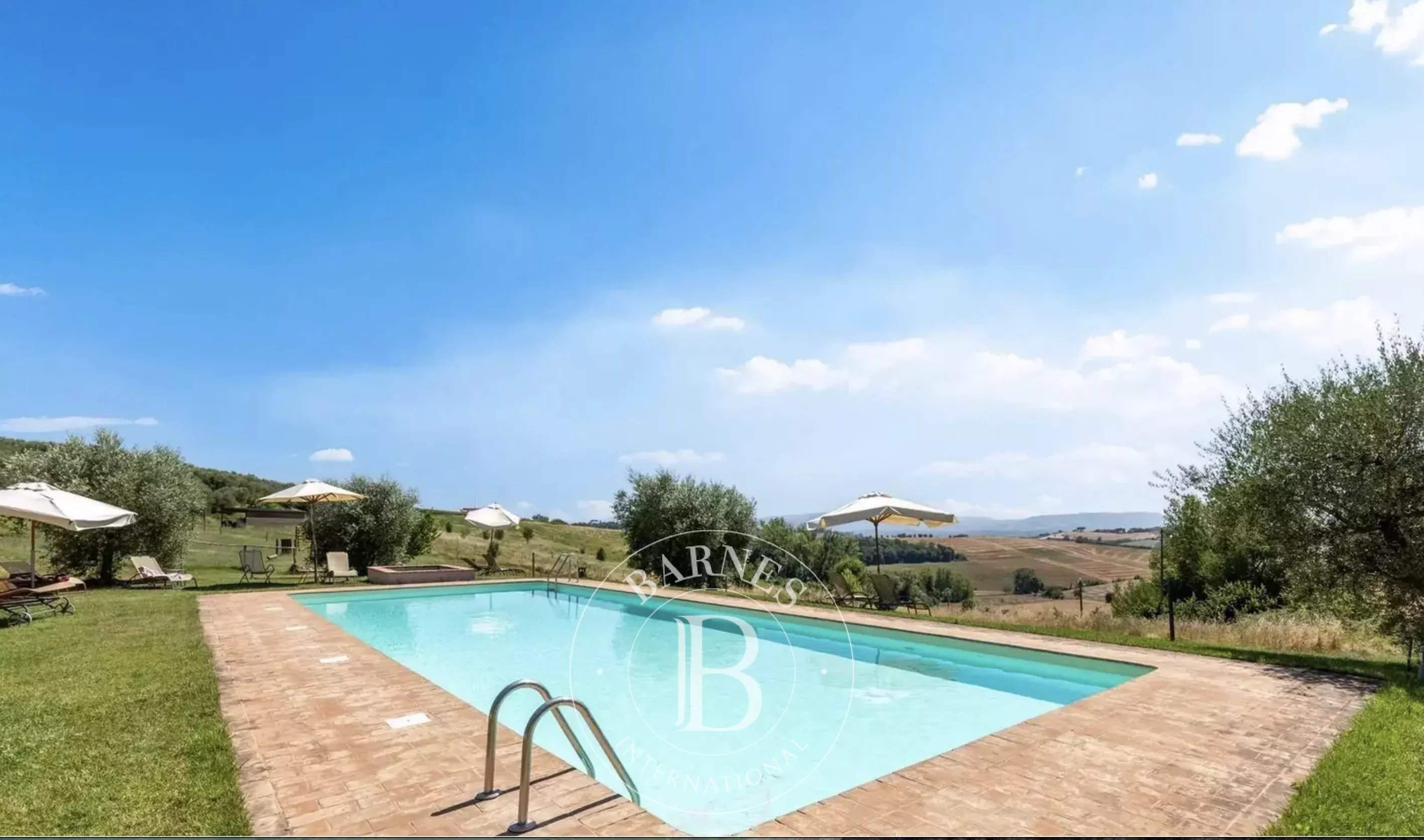 Castiglione del Lago  - Villa 28 Pi&egrave;ces 15 Chambres - picture 2