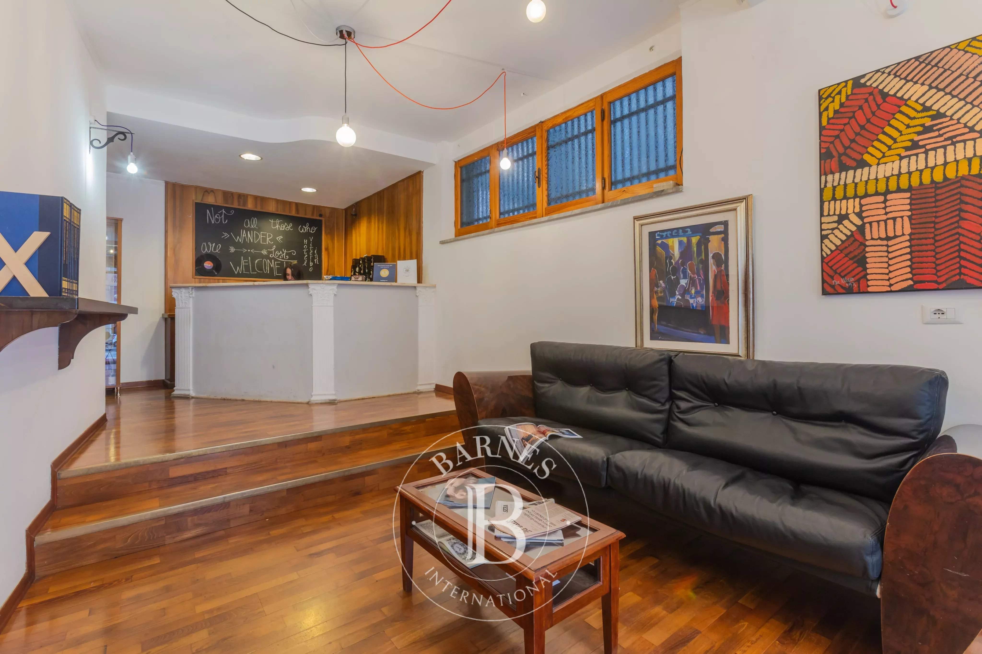 Viterbo  - Hotel 20 Cuartos 15 Habitaciones - picture 2