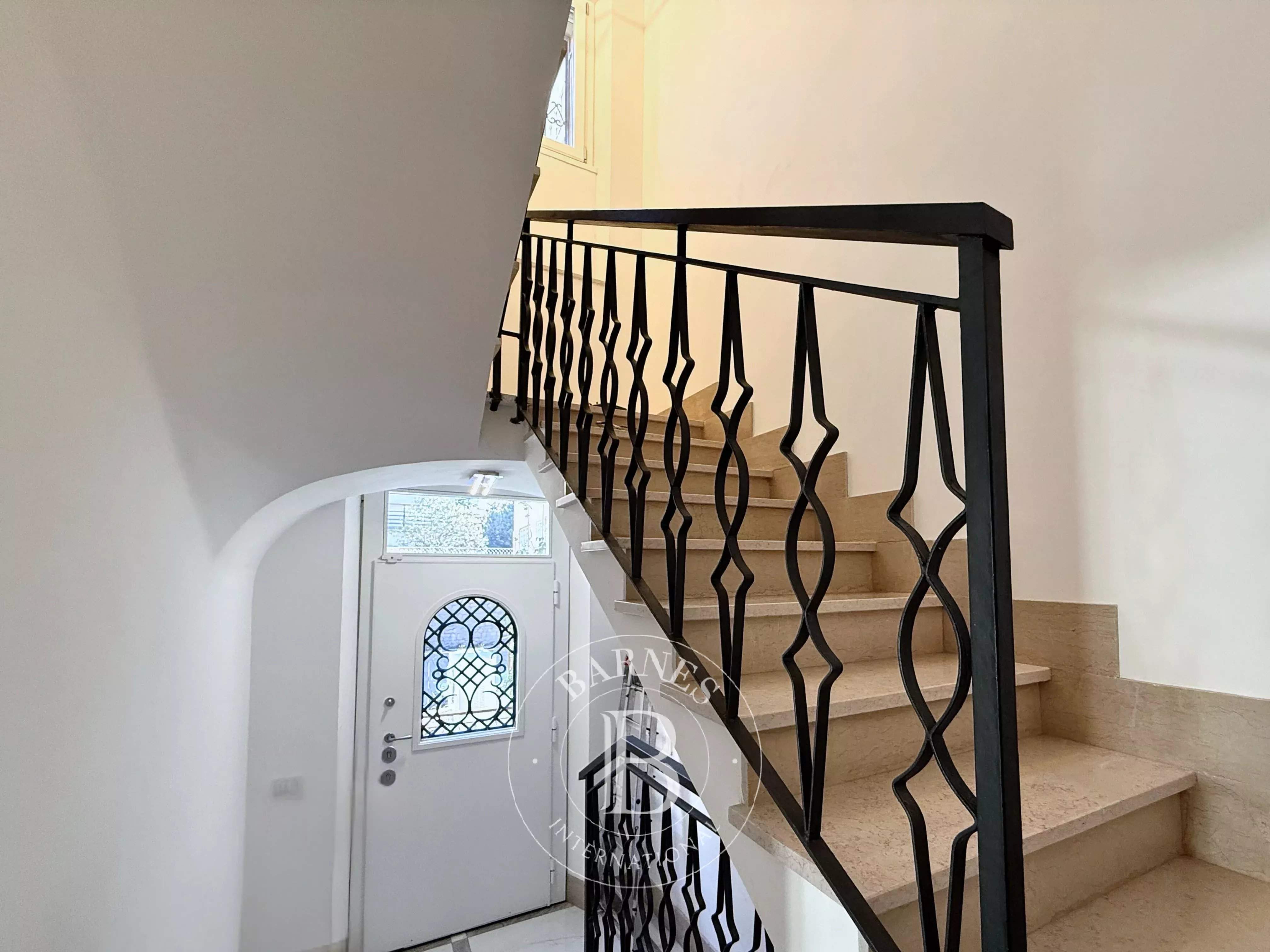 Roma  - Villa 8 Pi&egrave;ces 4 Chambres - picture 4