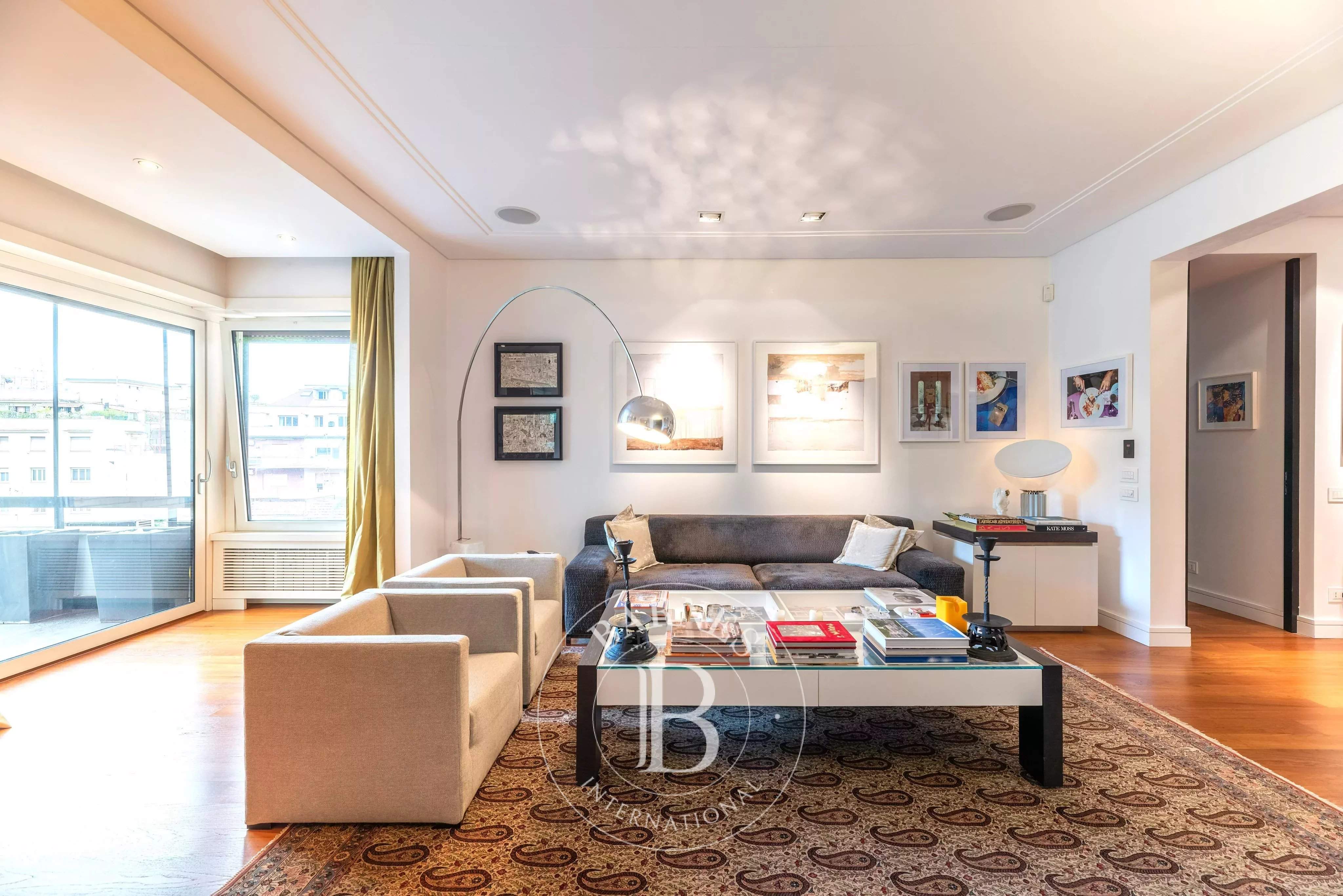 Roma  - Apartment 3 Bedrooms - picture 1