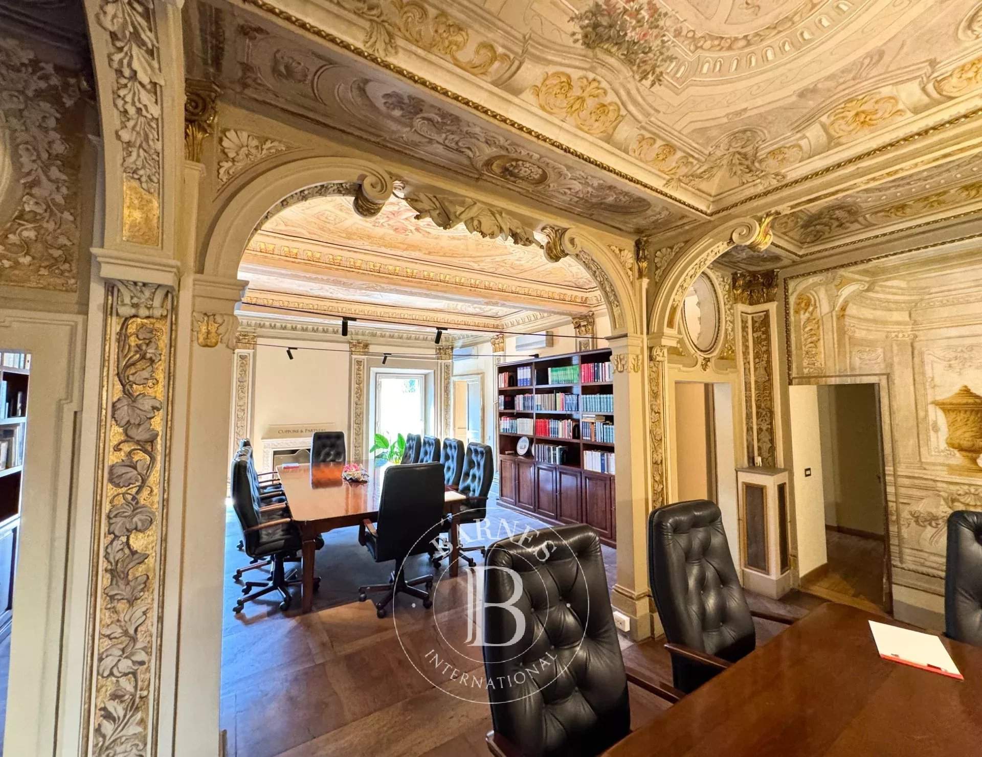 Roma  - Bureaux 10 Pièces - picture 2