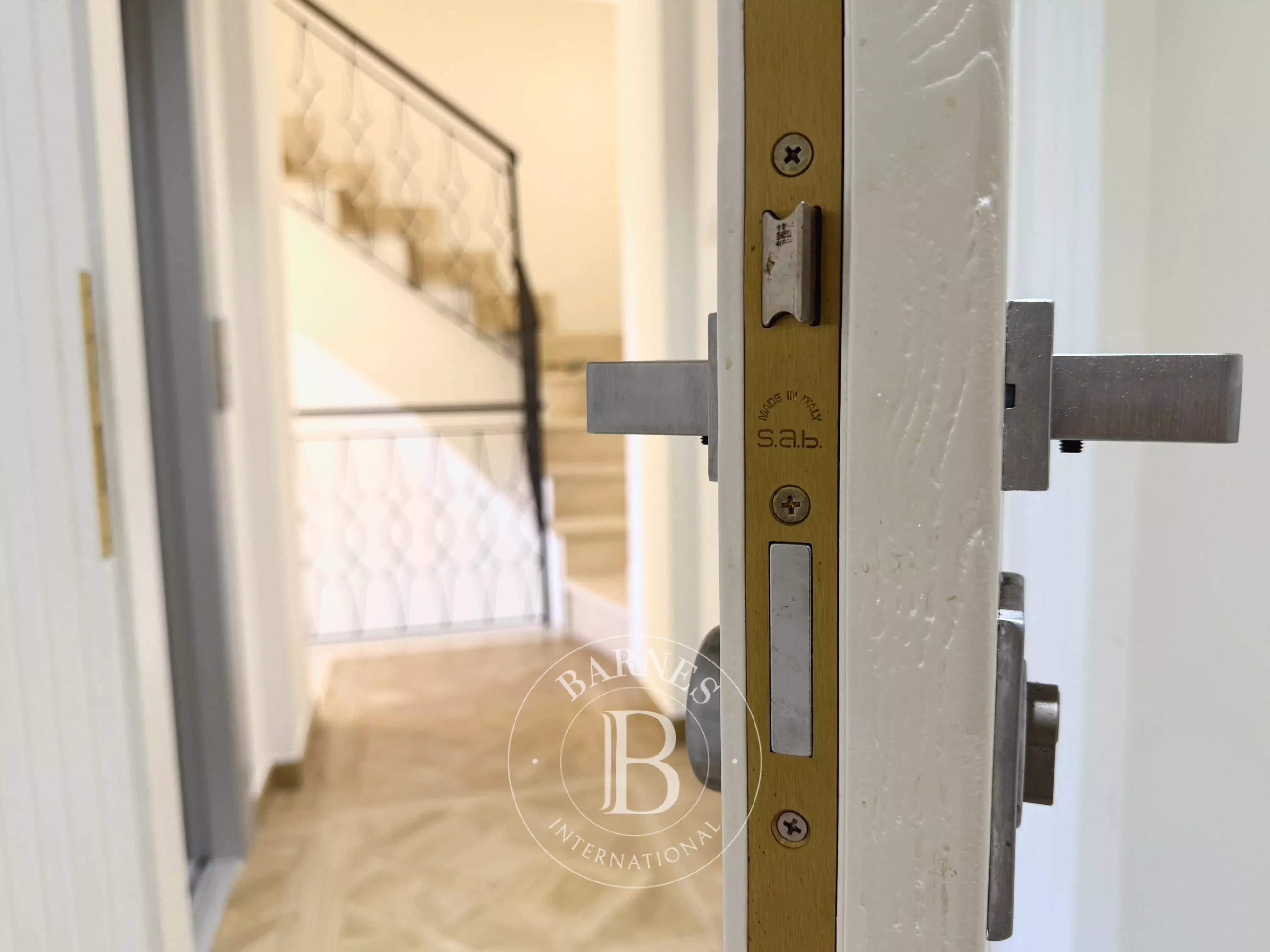 Roma  - Villa 8 Pi&egrave;ces 4 Chambres - picture 17