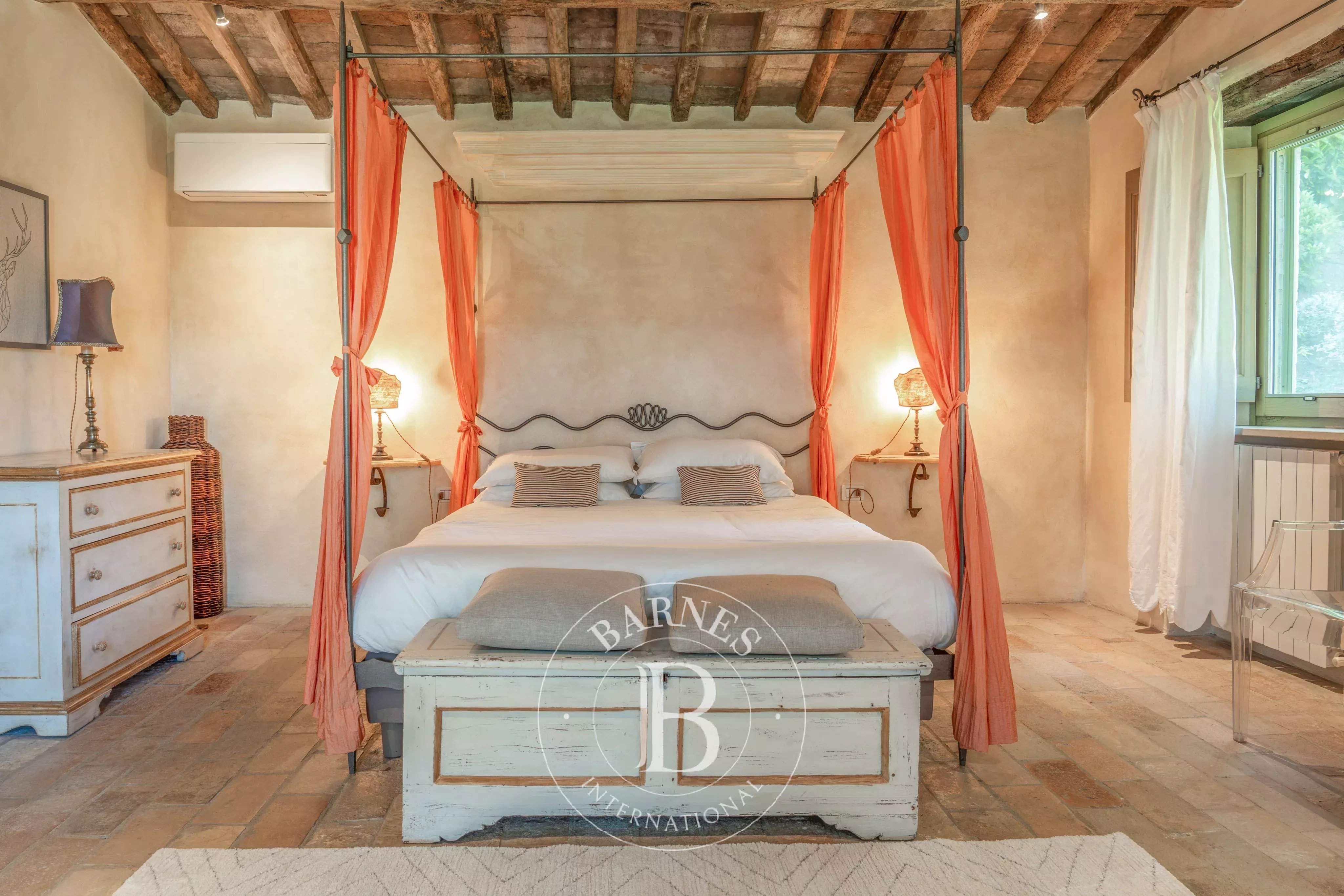 Umbertide  - Villa 15 Pi&egrave;ces 7 Chambres - picture 16