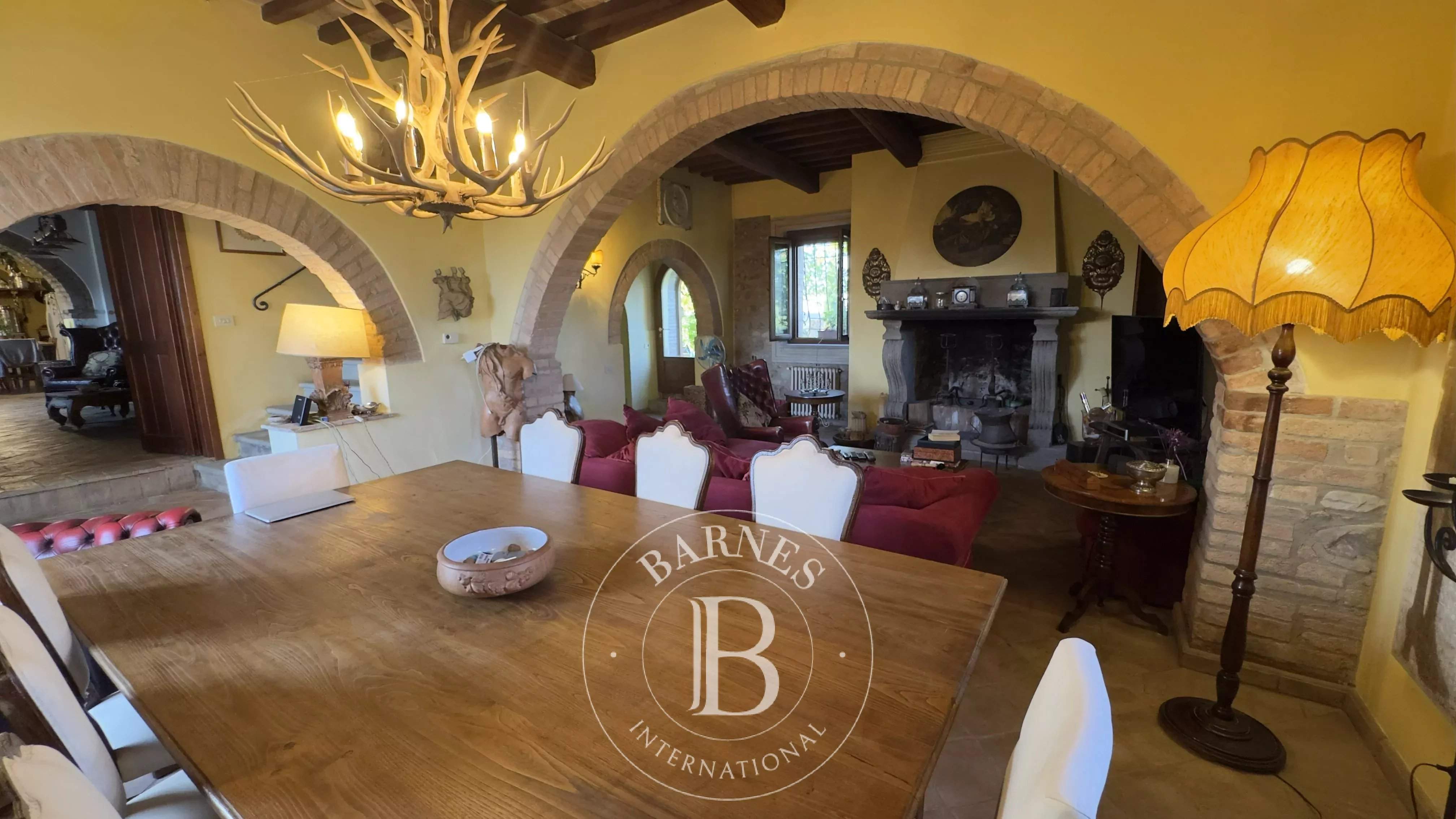 Città della Pieve  - Chaumière 11 Pi&egrave;ces 7 Chambres - picture 8