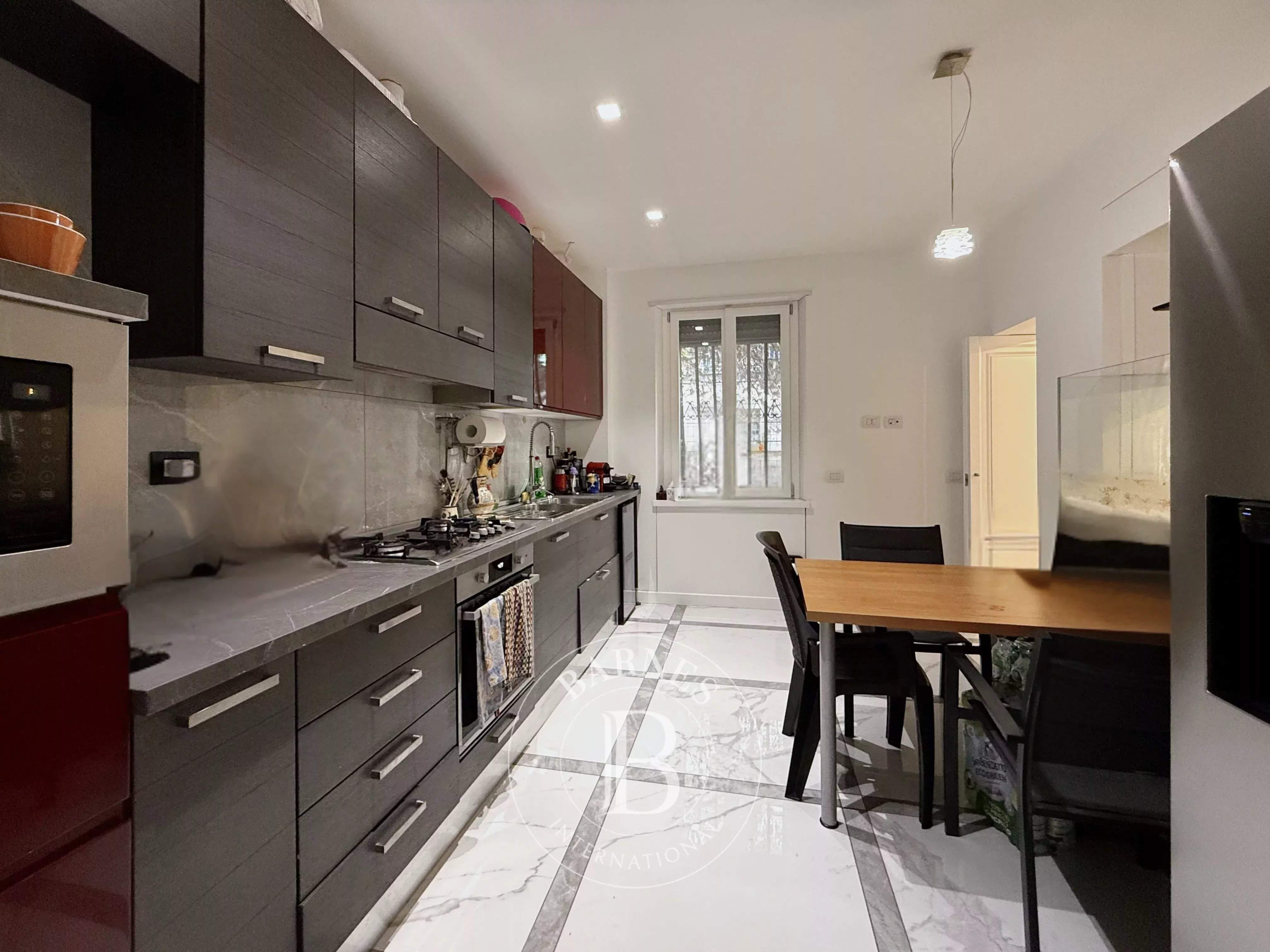 Roma  - Villa 8 Pi&egrave;ces 4 Chambres - picture 11