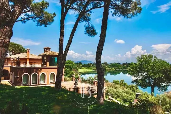 Nepi  - Villa 5 Bedrooms - picture 1