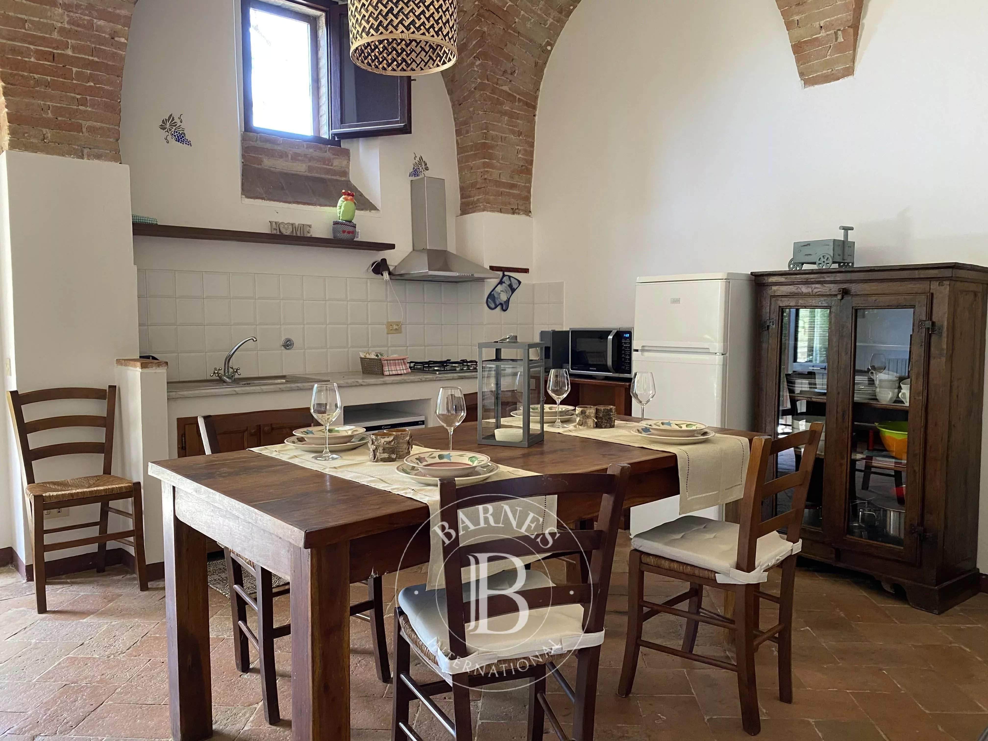 Corciano  - Manor house 20 Bedrooms - picture 10