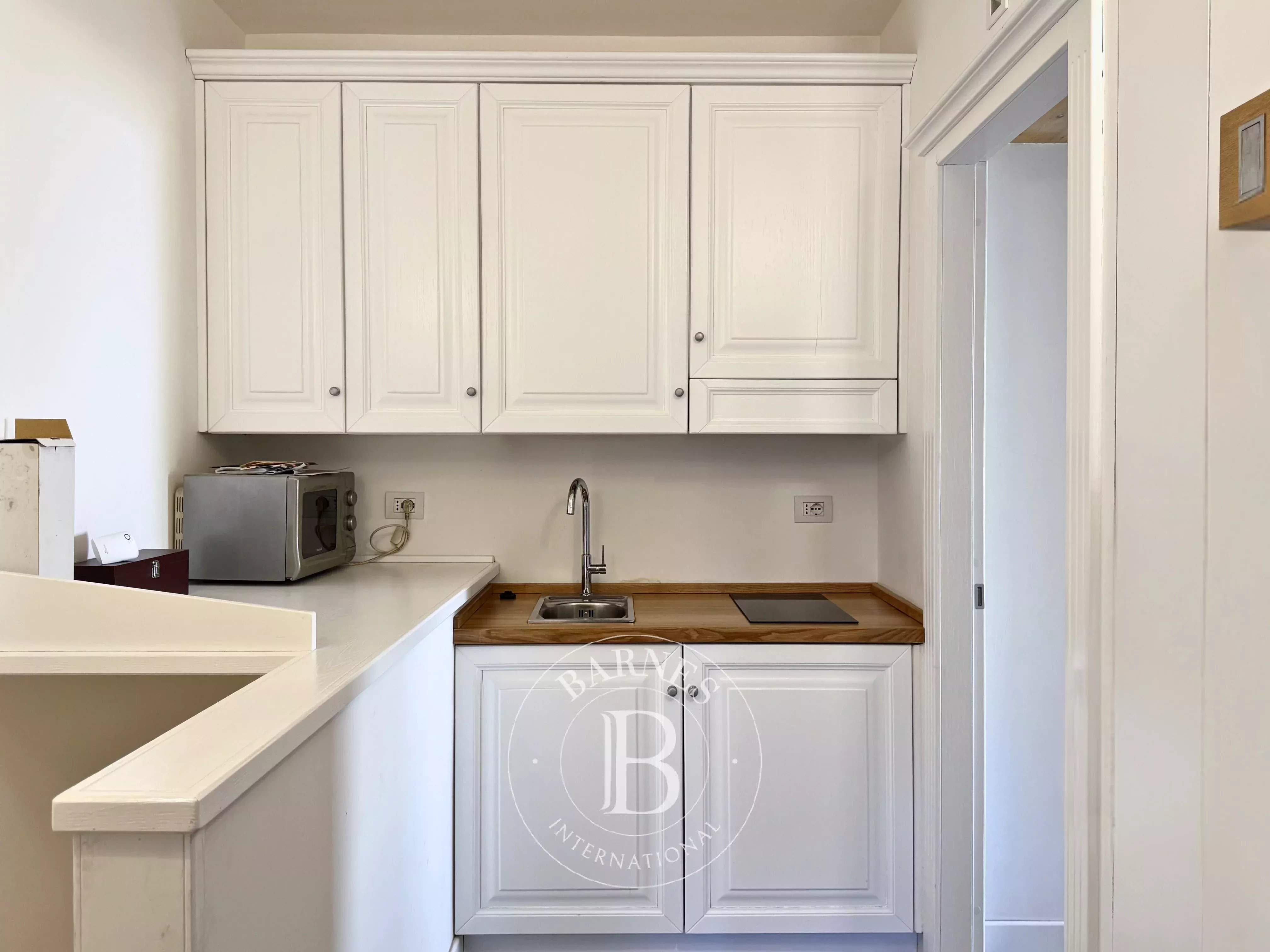 Roma  - Bureaux 8 Pi&egrave;ces - picture 19