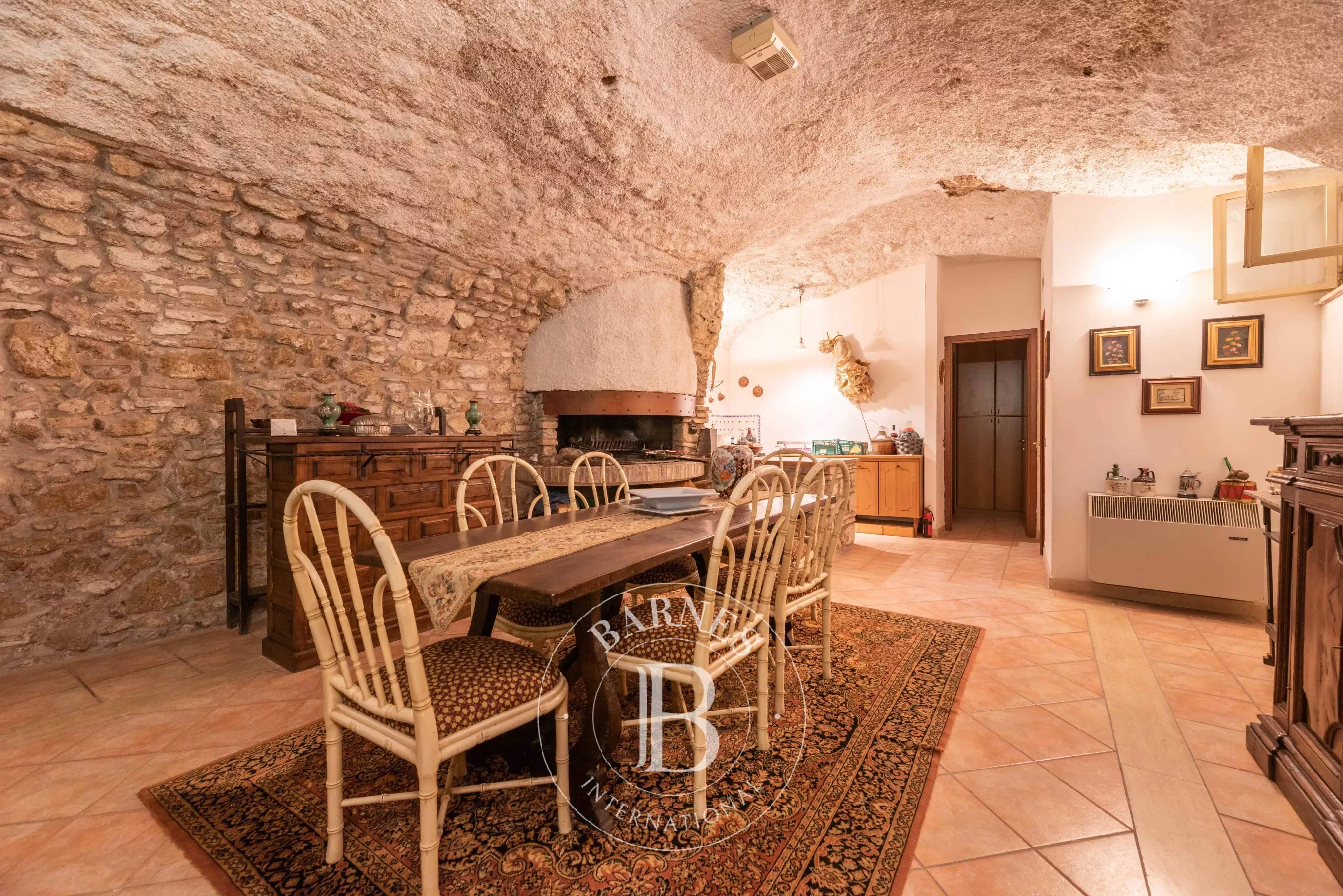 Terni  - Appartement 5 Pi&egrave;ces 3 Chambres - picture 16