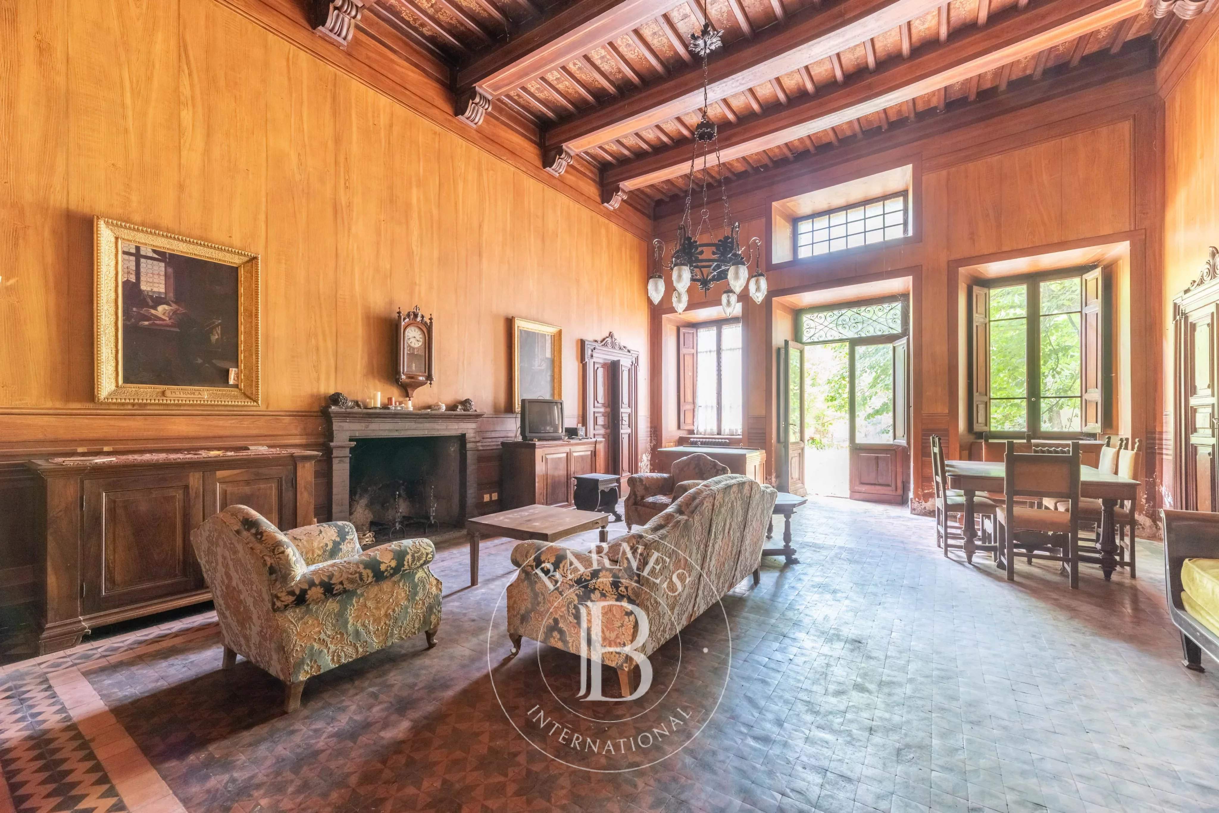 Acquapendente  - Building 8 Bedrooms - picture 8