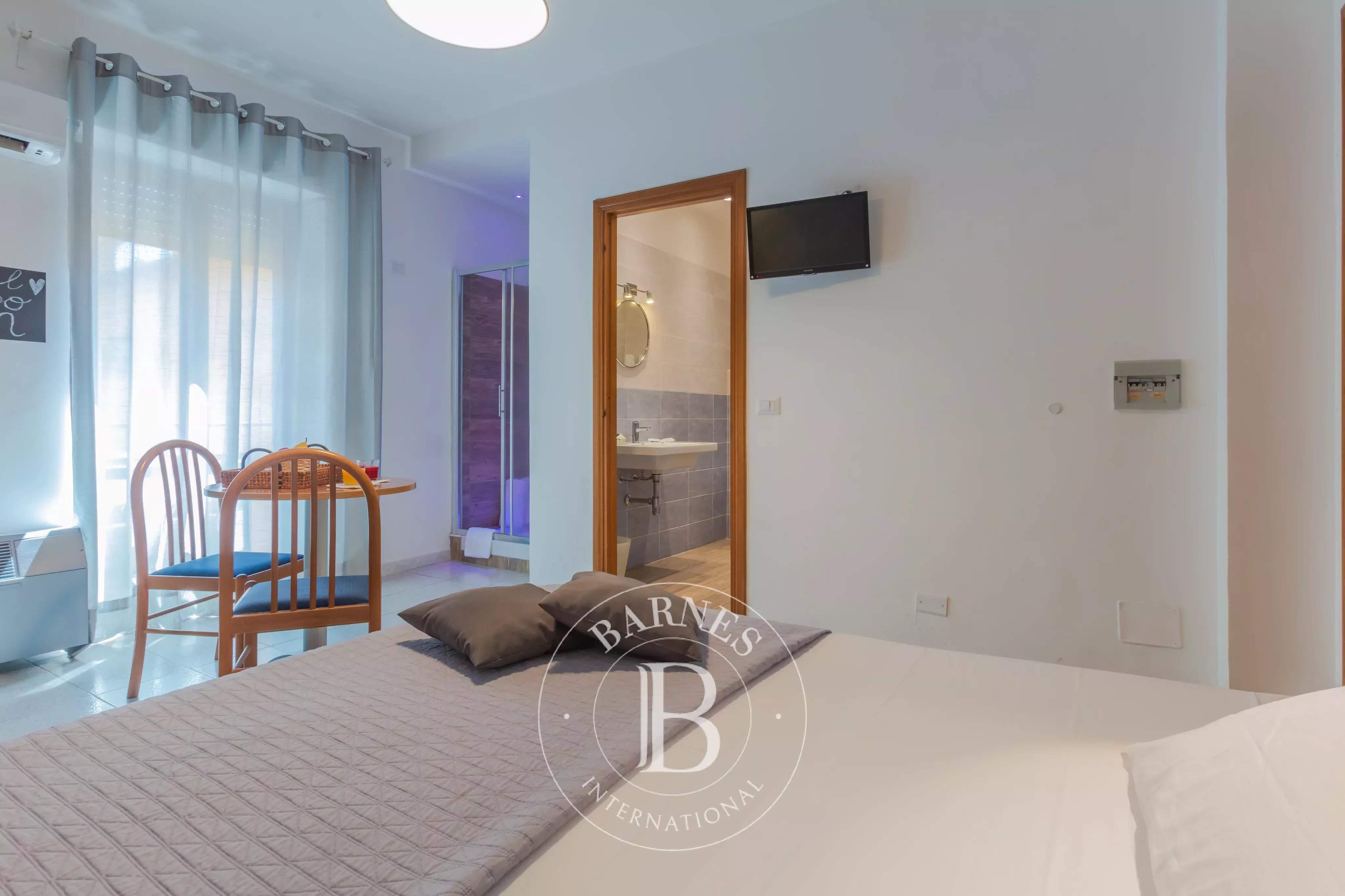 Viterbo  - Hotel 20 Cuartos 15 Habitaciones - picture 10