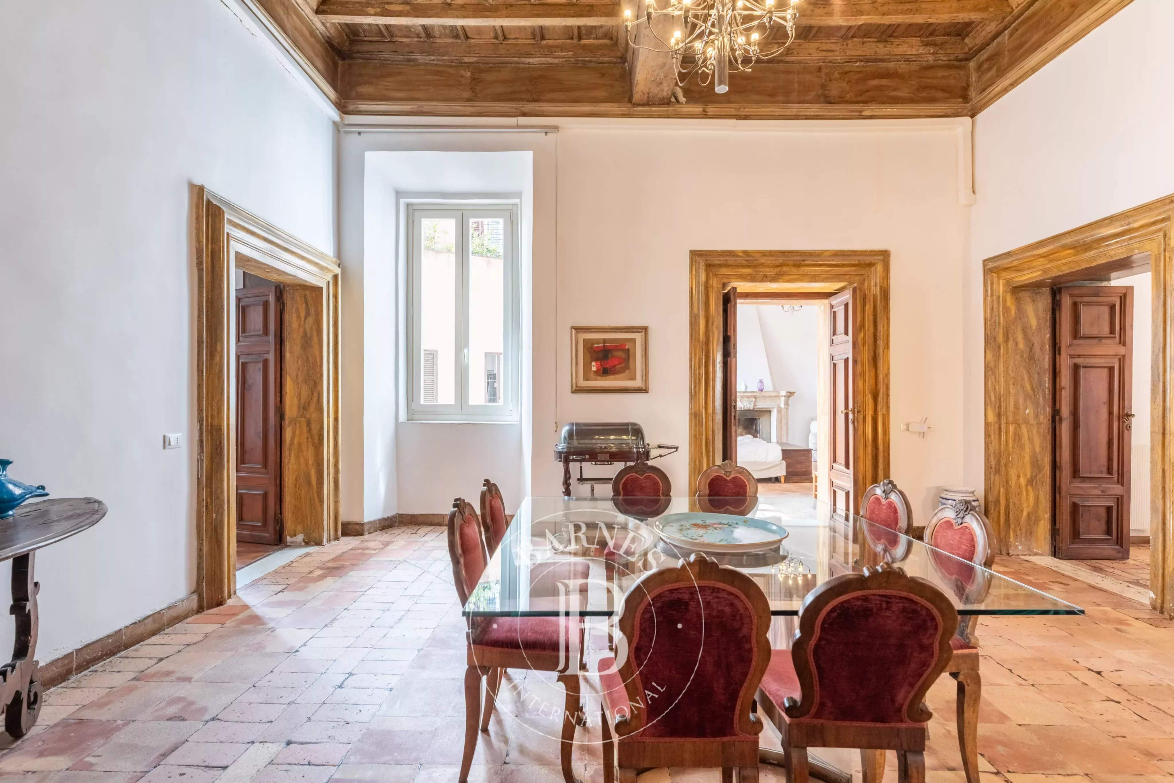 Roma  - Apartment 4 Bedrooms - picture 5