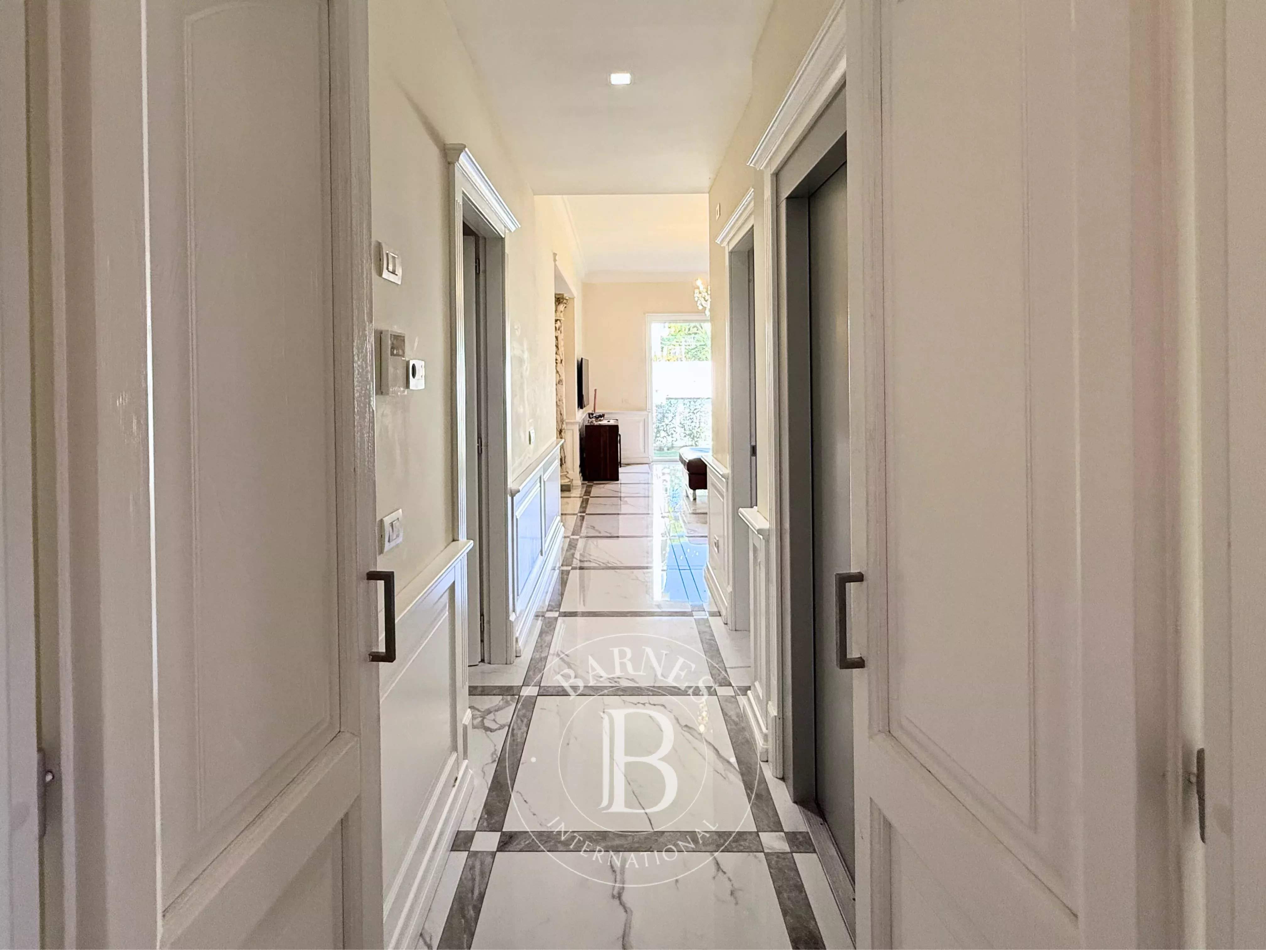 Roma  - Villa 8 Pi&egrave;ces 4 Chambres - picture 9