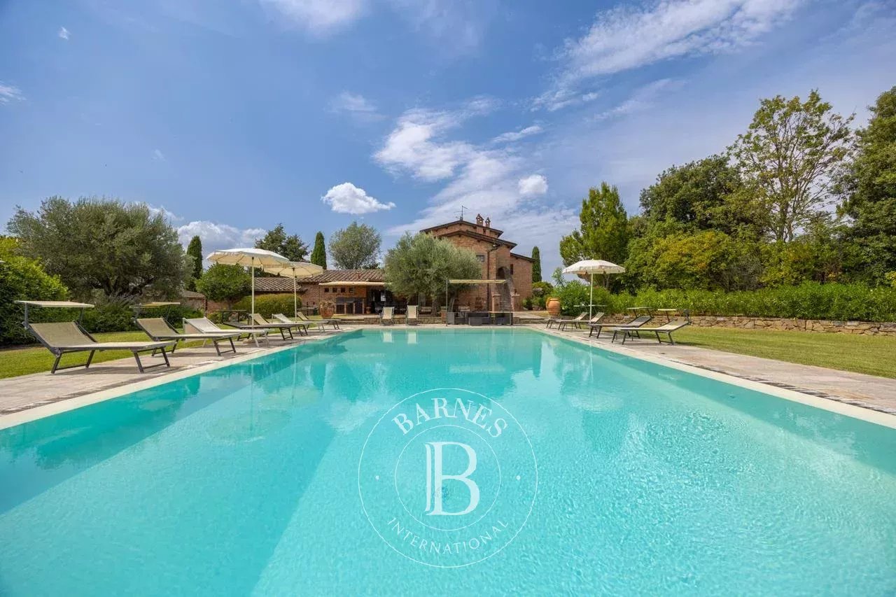 Cortona  - Chaumière 50 Pi&egrave;ces 30 Chambres - picture 2