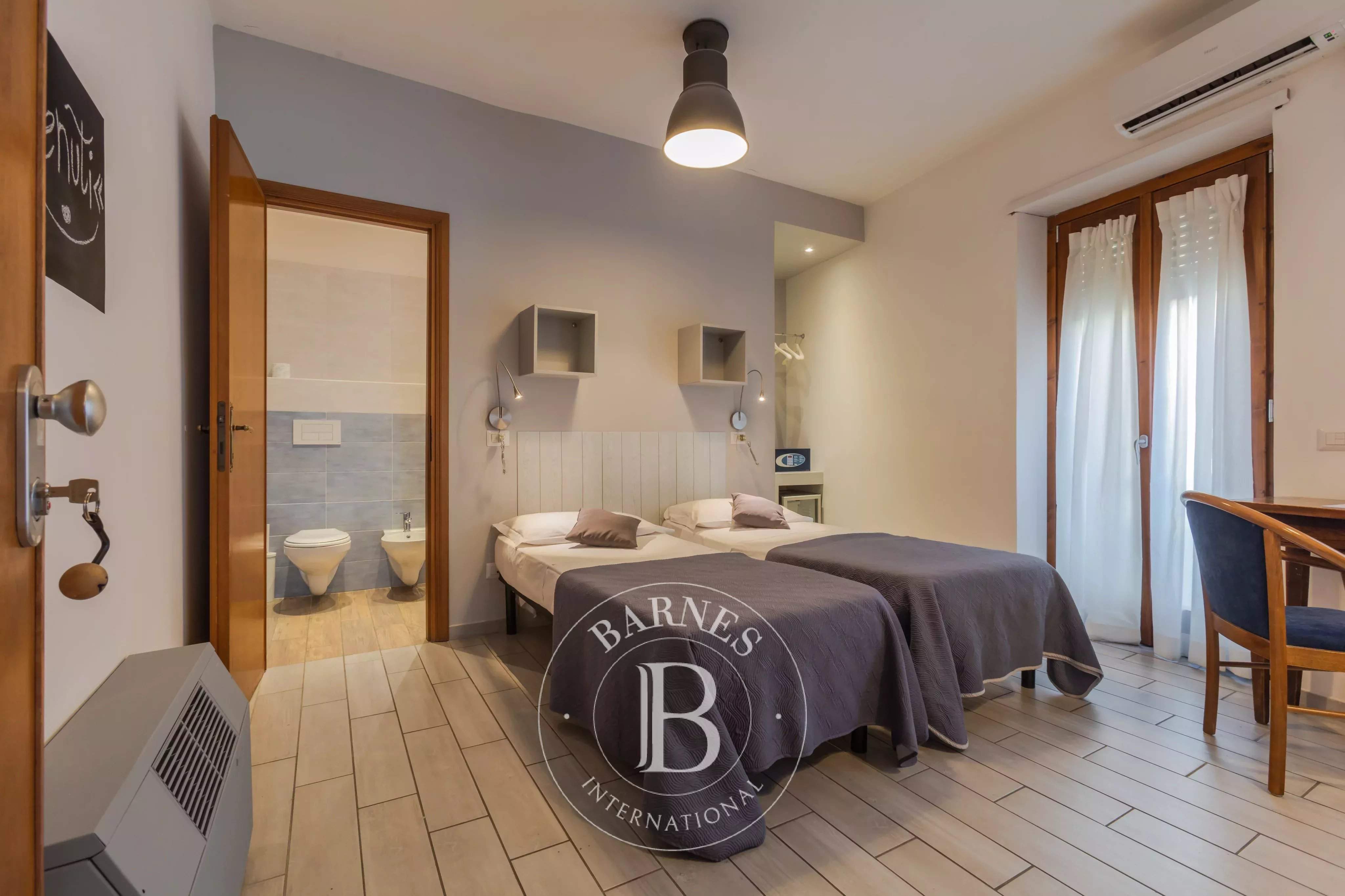 Viterbo  - Hotel 20 Cuartos 15 Habitaciones - picture 13