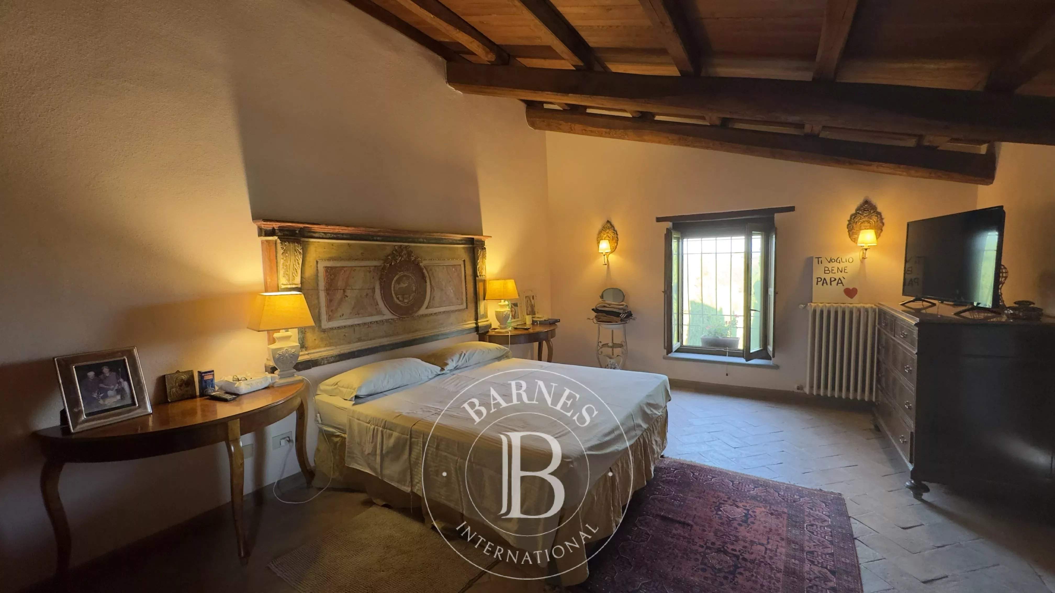 Città della Pieve  - Chaumière 11 Pi&egrave;ces 7 Chambres - picture 19