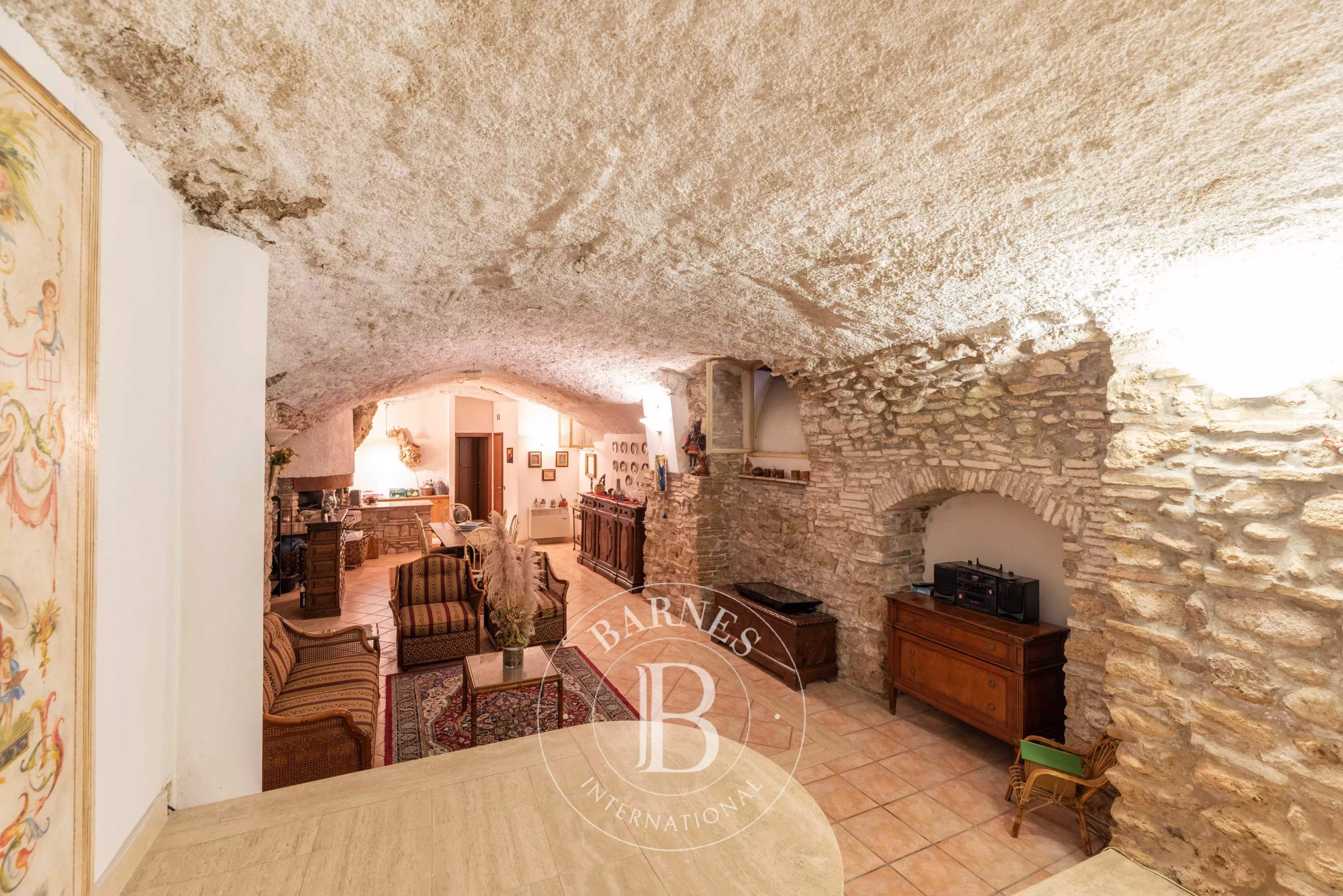 Terni  - Appartement 5 Pi&egrave;ces 3 Chambres - picture 14