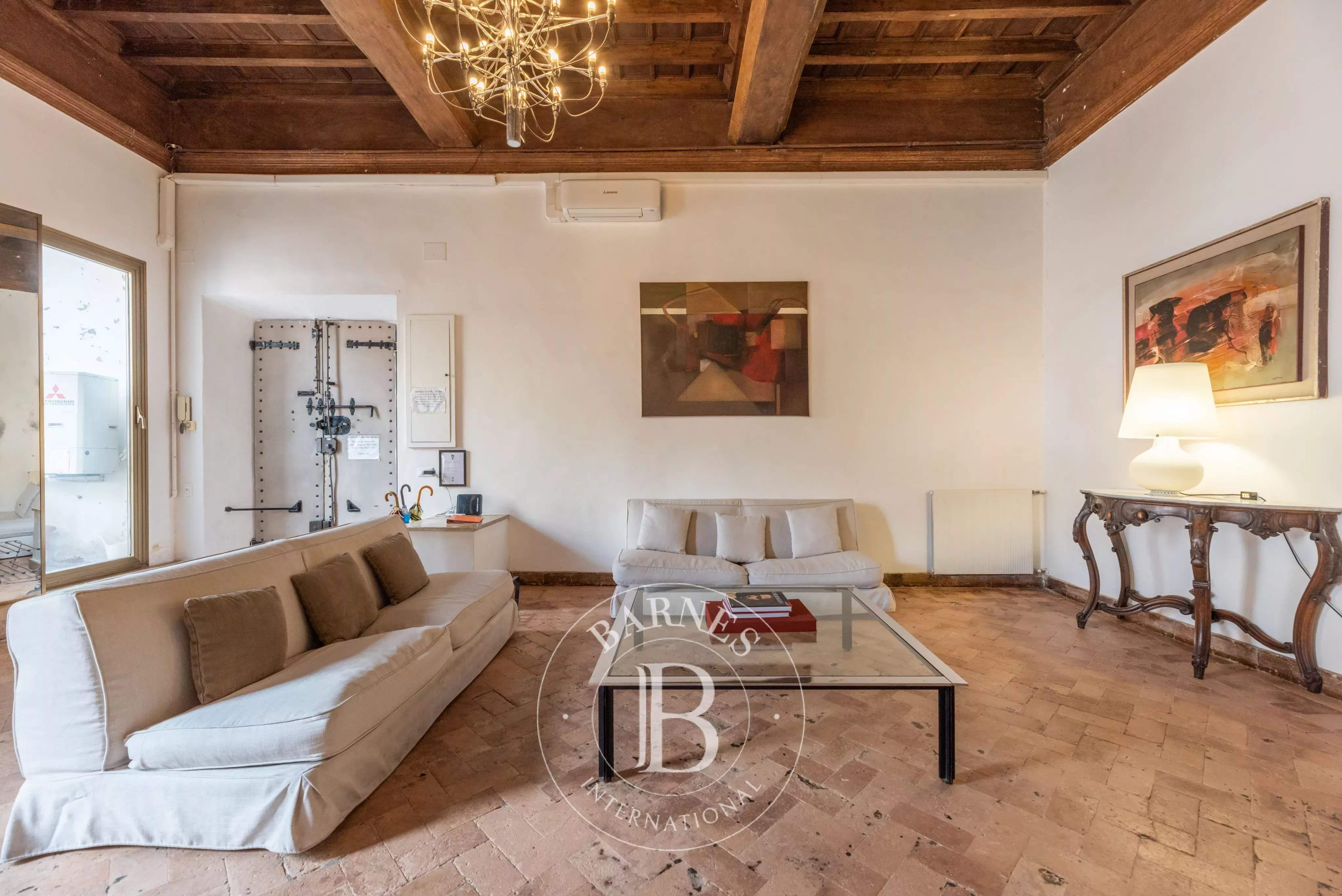 Roma  - Apartment 4 Bedrooms - picture 8