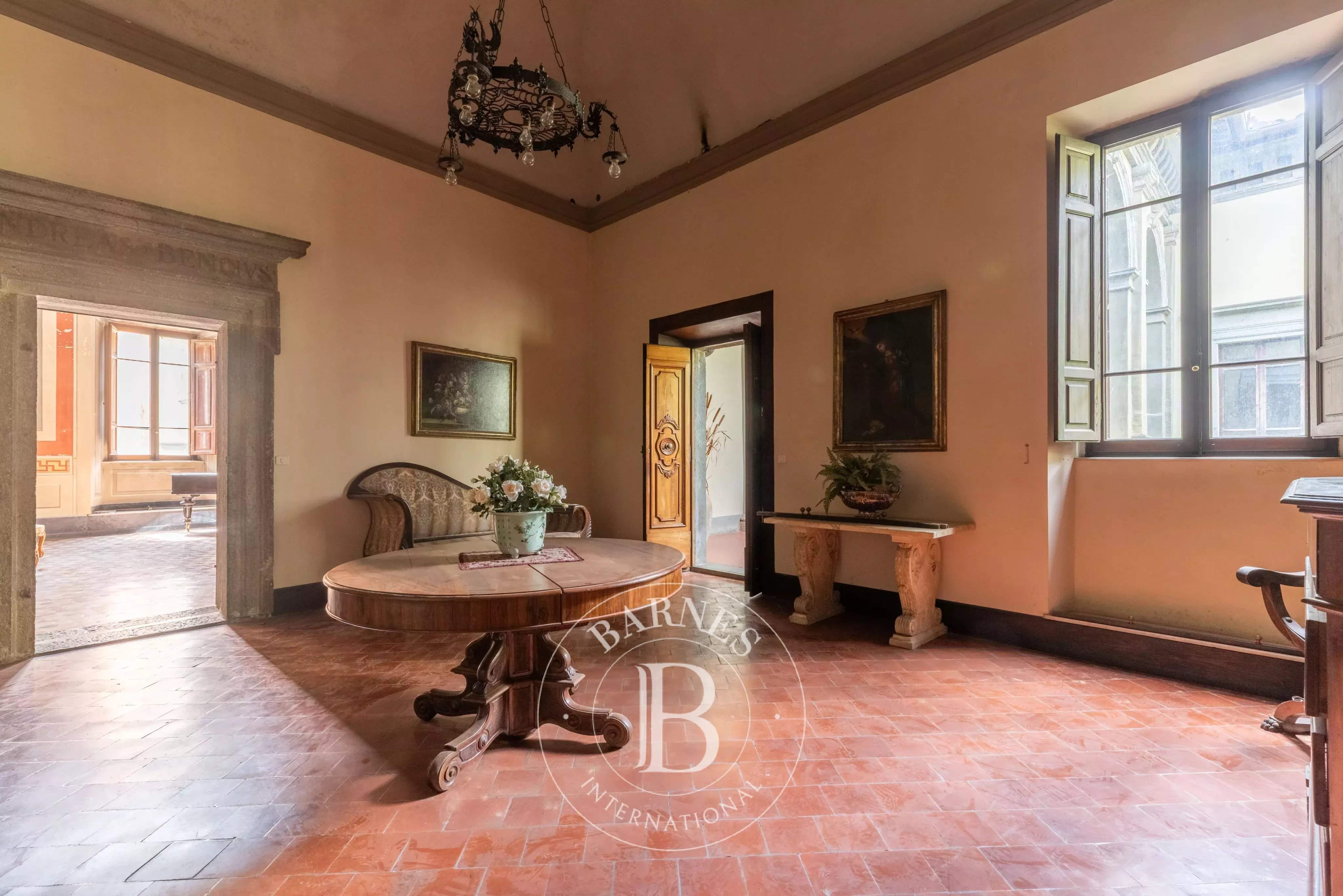 Acquapendente  - Building 8 Bedrooms - picture 19