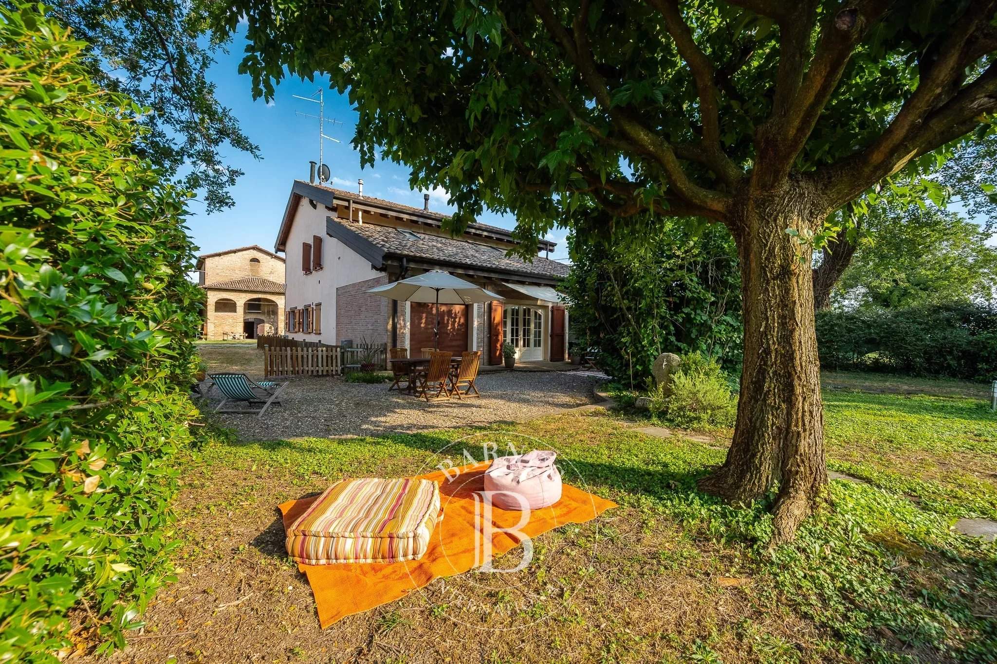 Formigine  - Propriété 30 Pi&egrave;ces 11 Chambres - picture 3