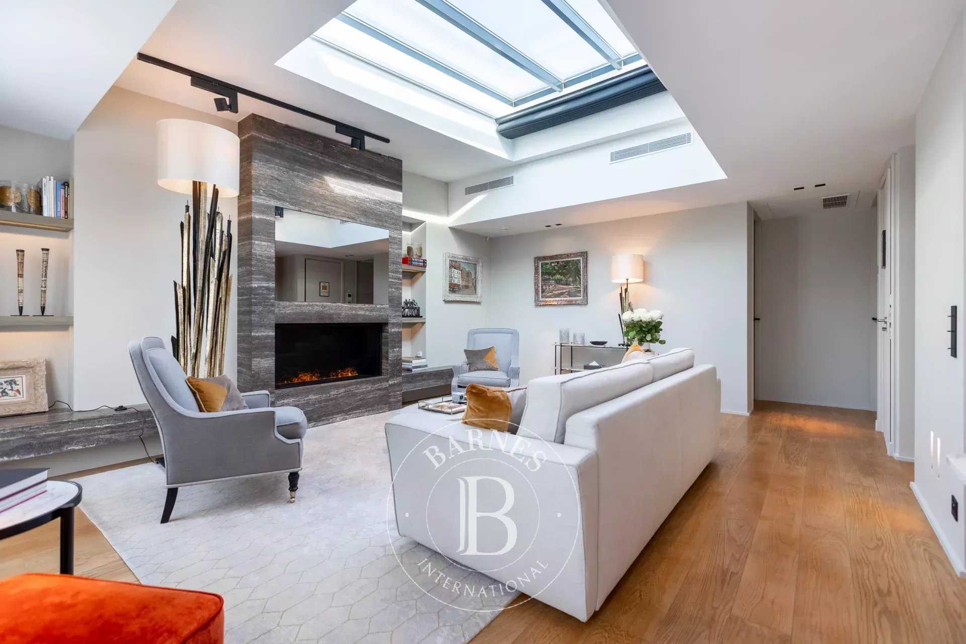 Paris  - Appartement  2 Chambres