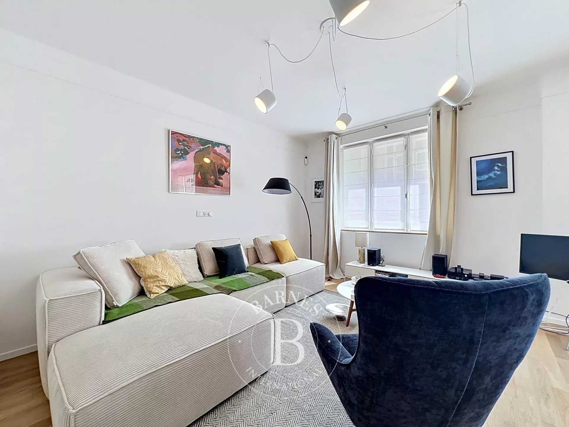 Paris  - Appartement 2 Pi&egrave;ces, 1 Chambre