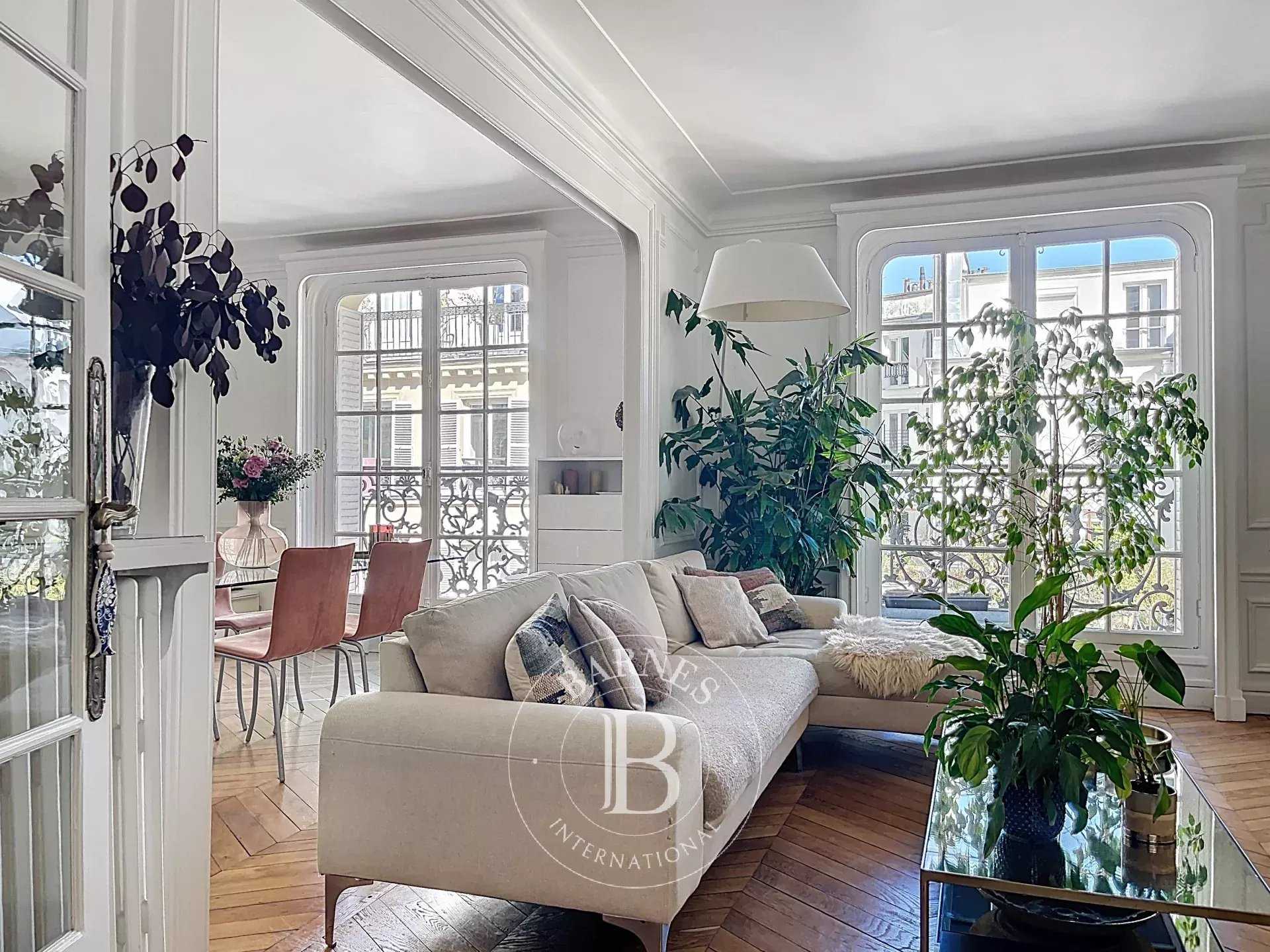 The short-term rental service at BARNES presents this property : picture 16