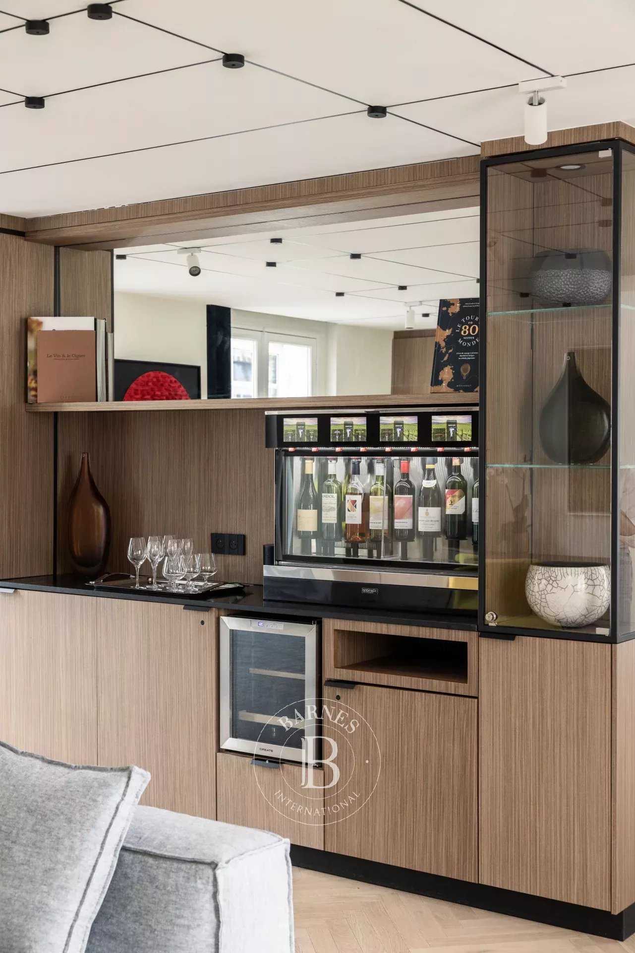 Paris  - Apartment 3 Bedrooms