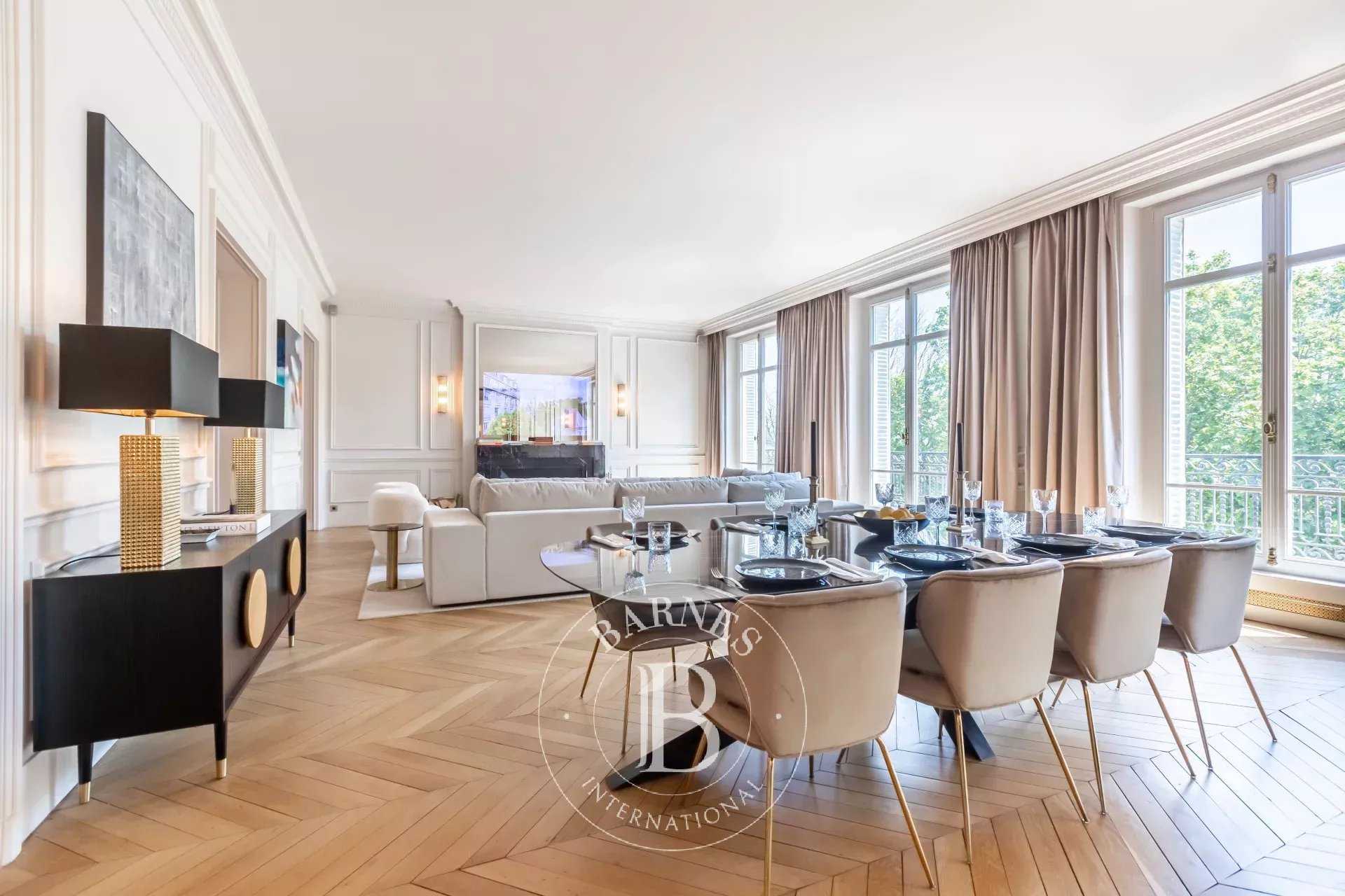 Paris  - Appartement  3 Chambres