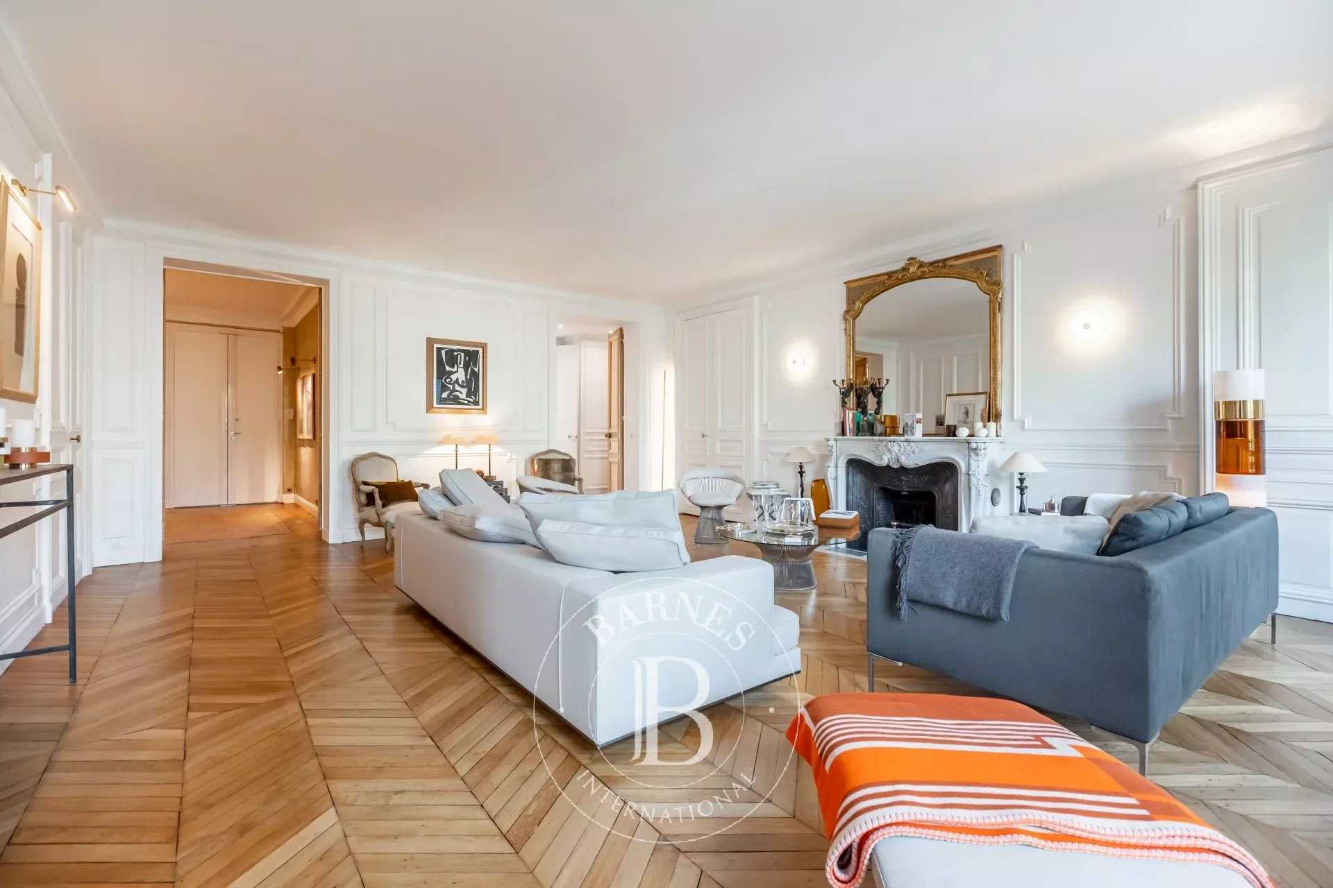 Paris  - Appartement  4 Chambres