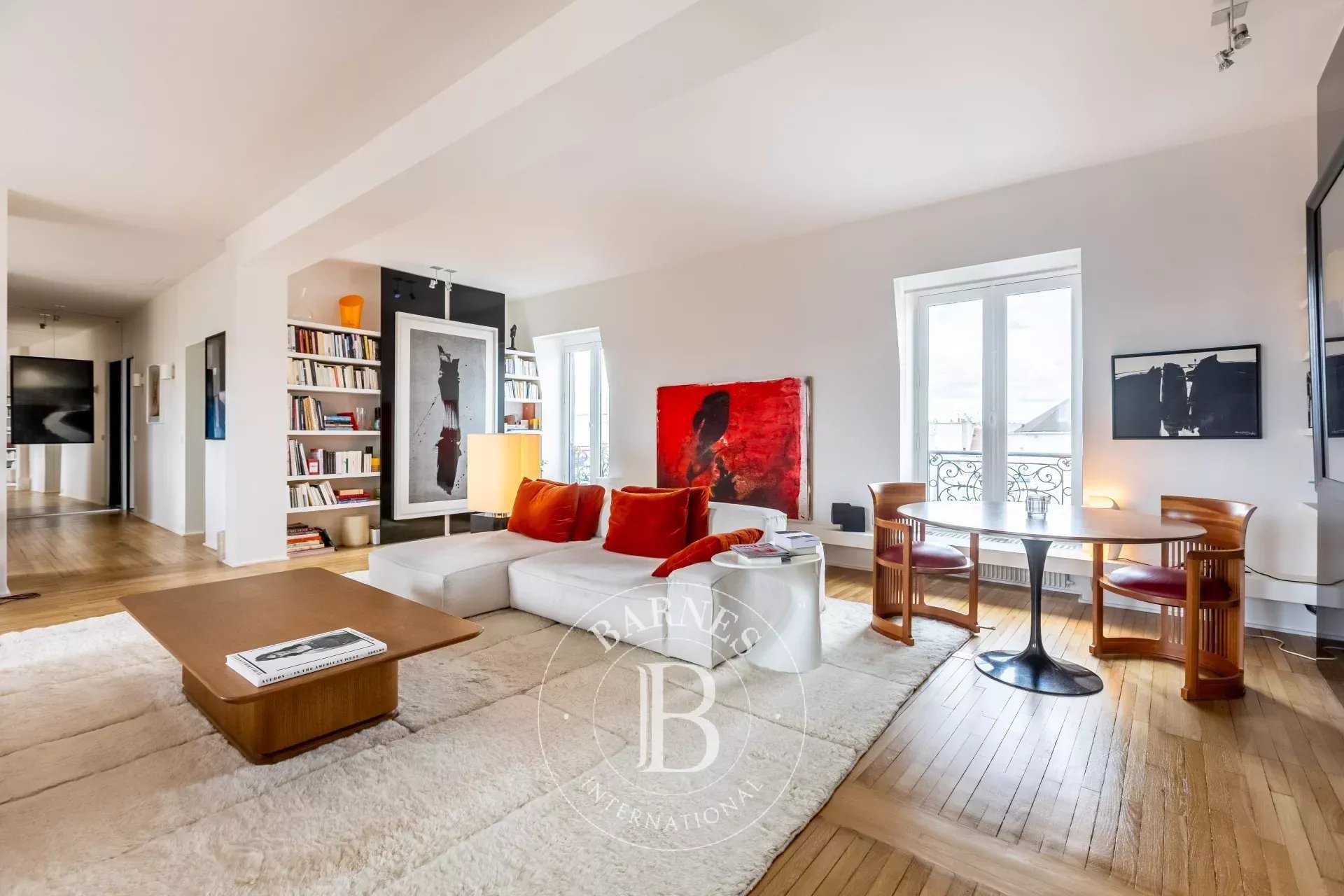 Paris  - Appartement  2 Chambres