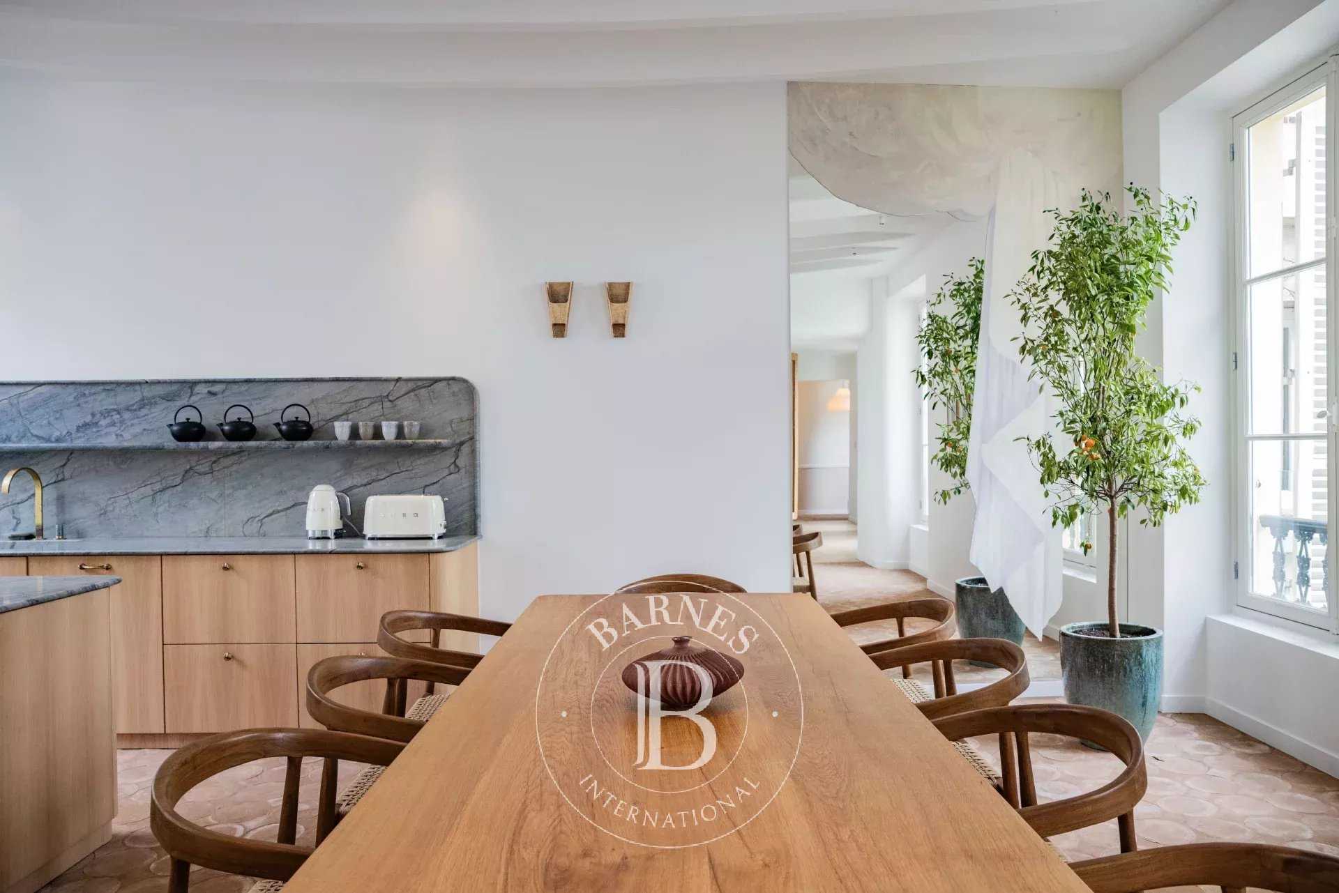 Paris  - Appartement  3 Chambres